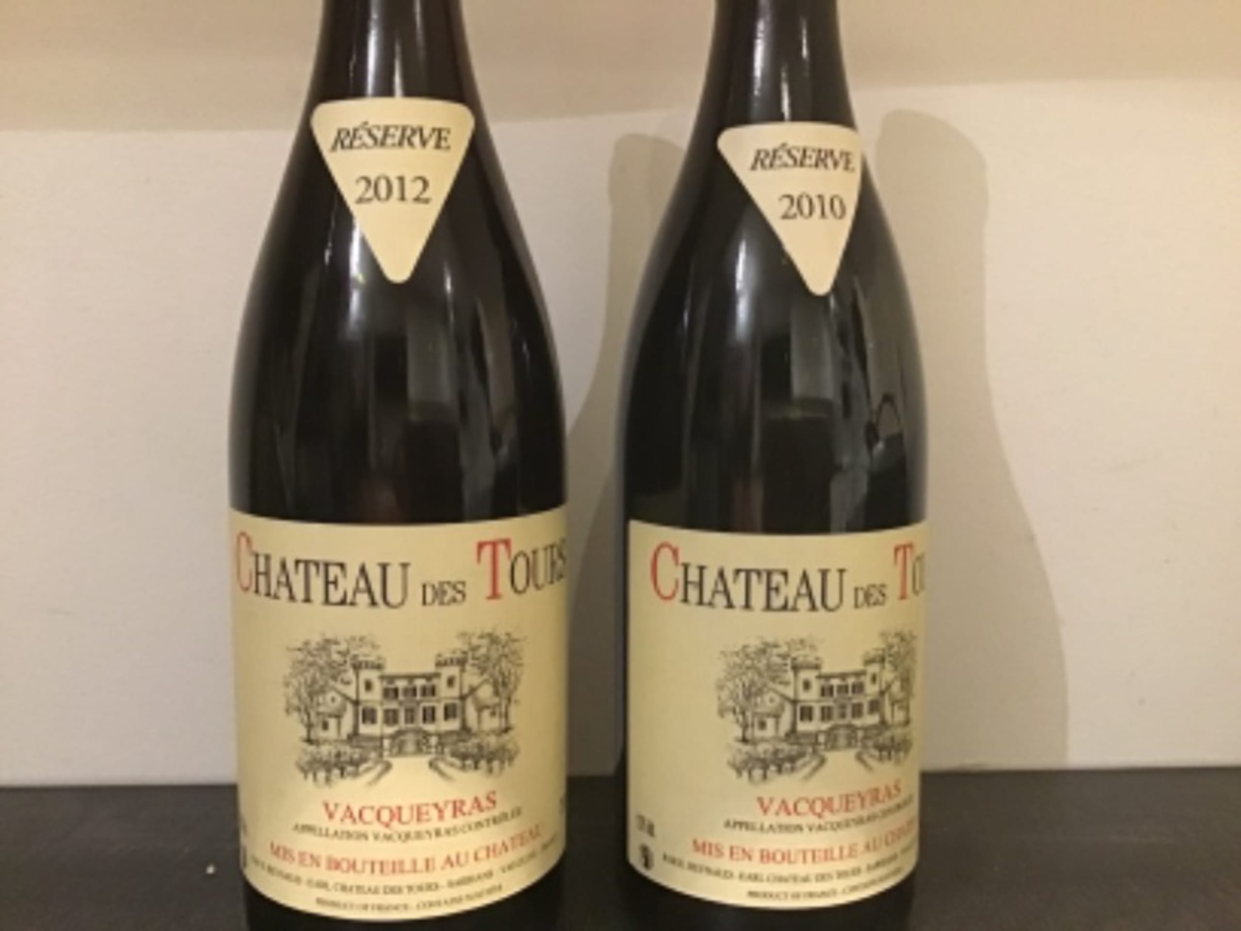 2 x Côtes-du-Rhône, Vacqueyras, Château des Tours, 2010/2012