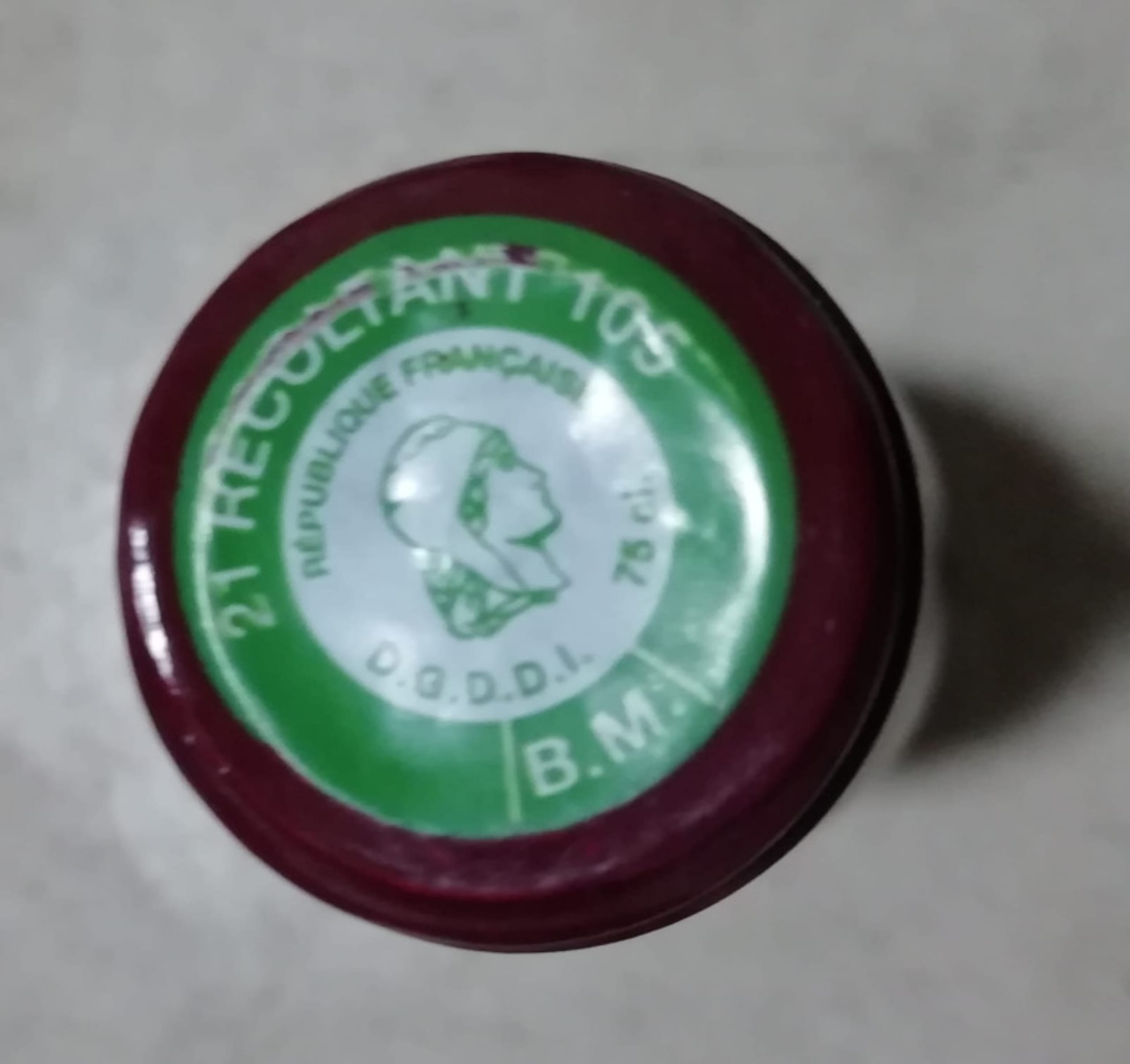 Caps
