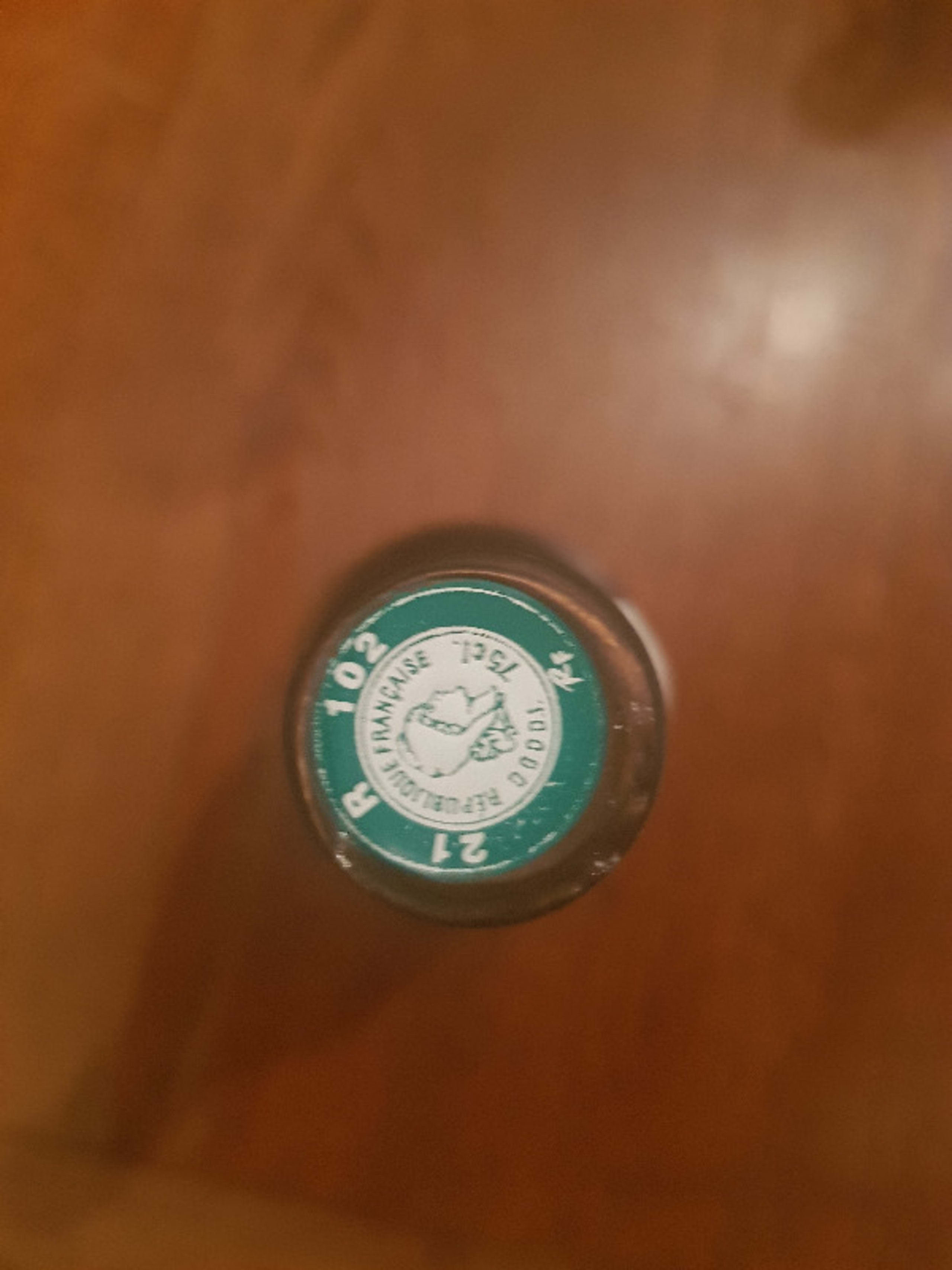 Caps