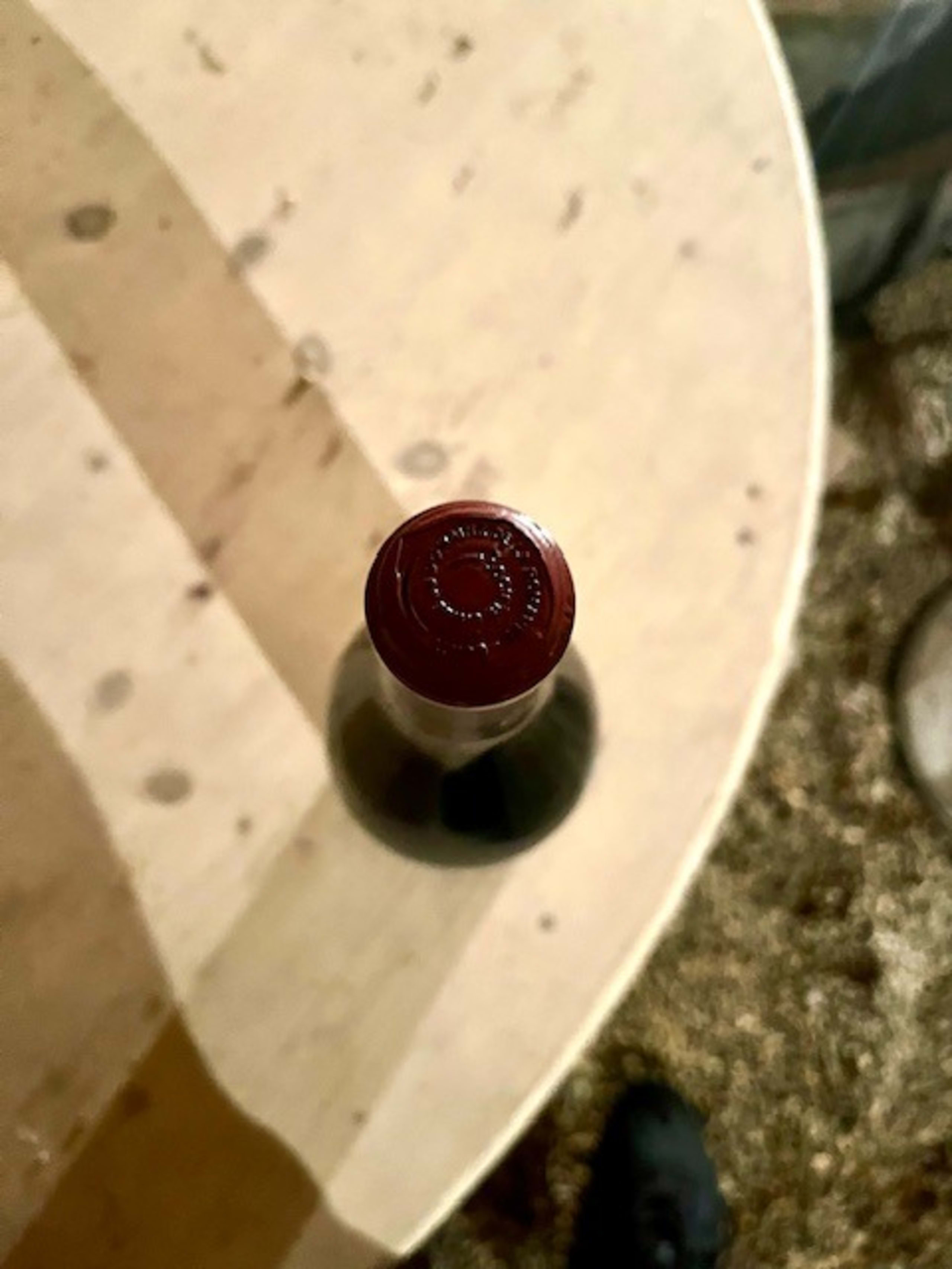 Caps
