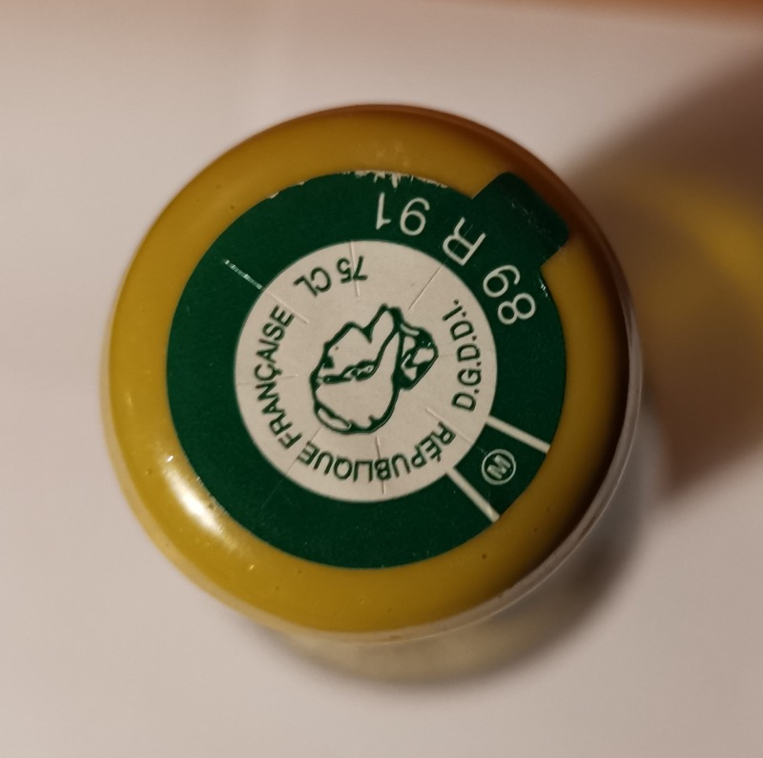Caps