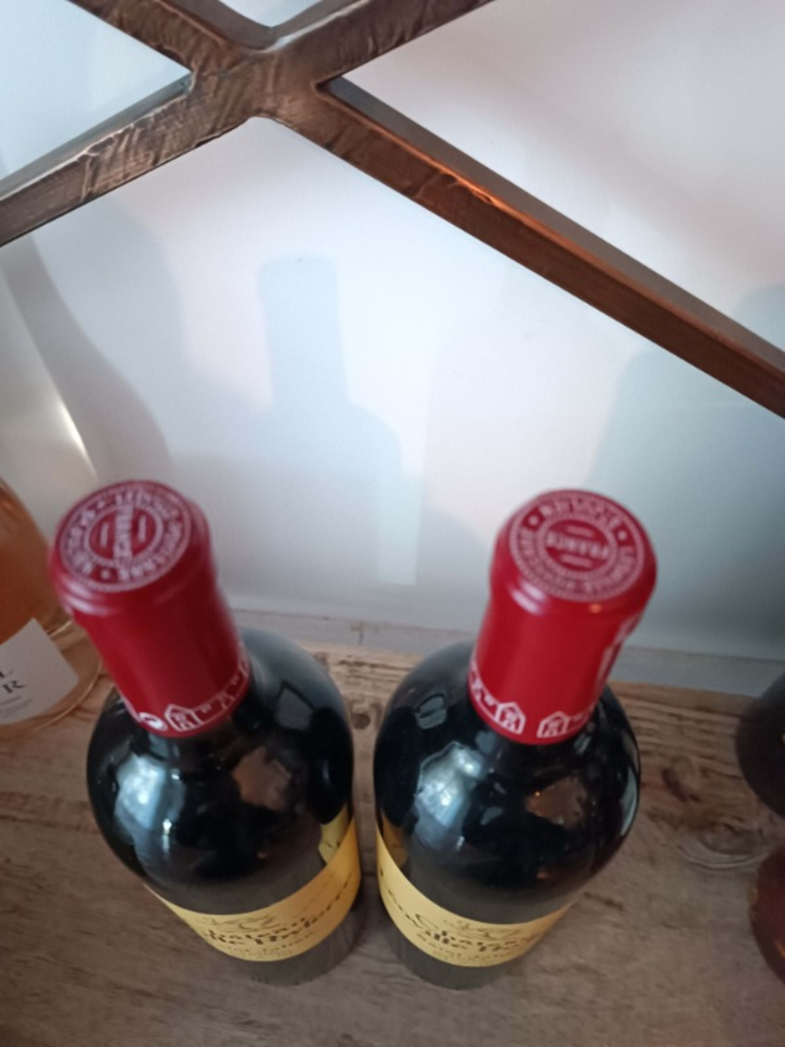 Caps