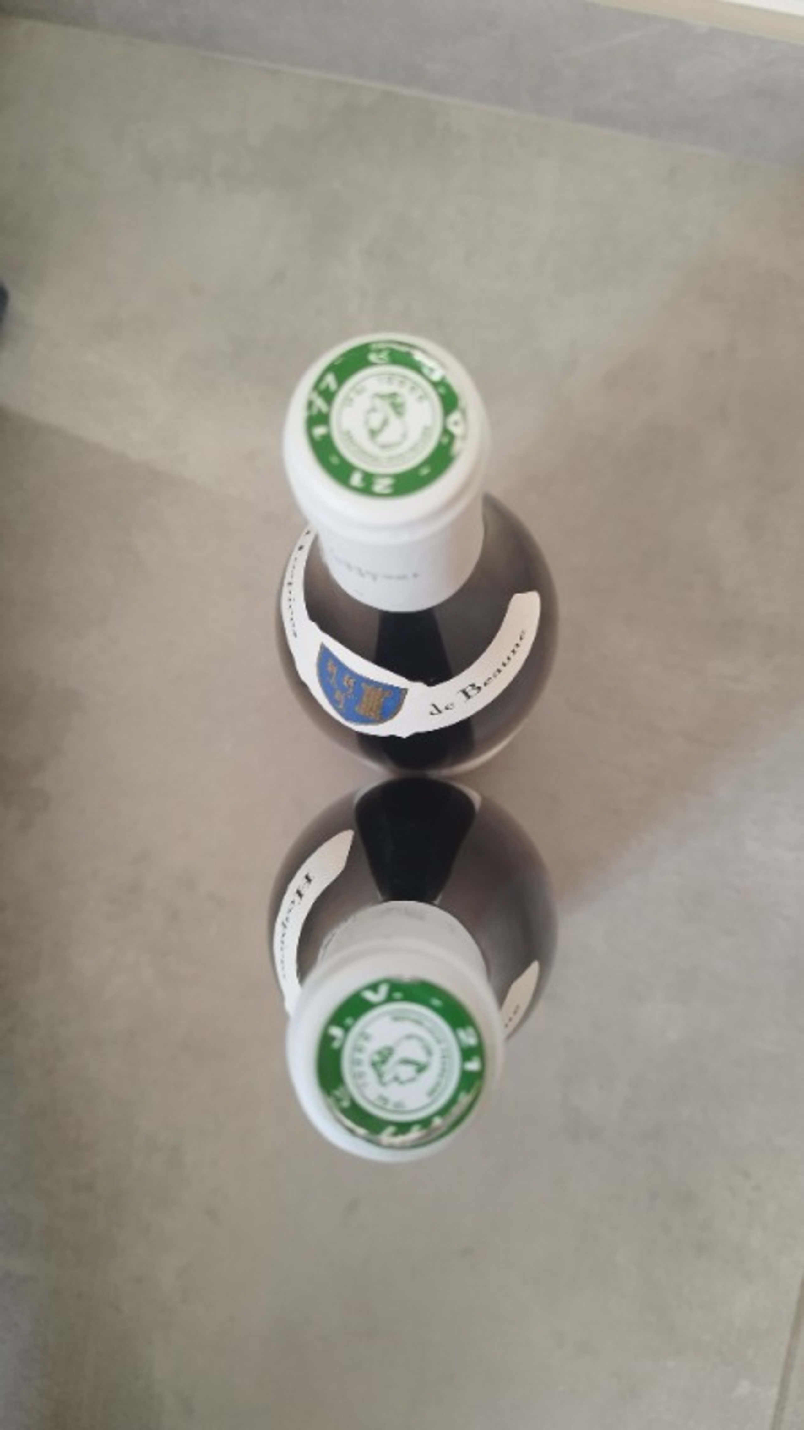 Caps