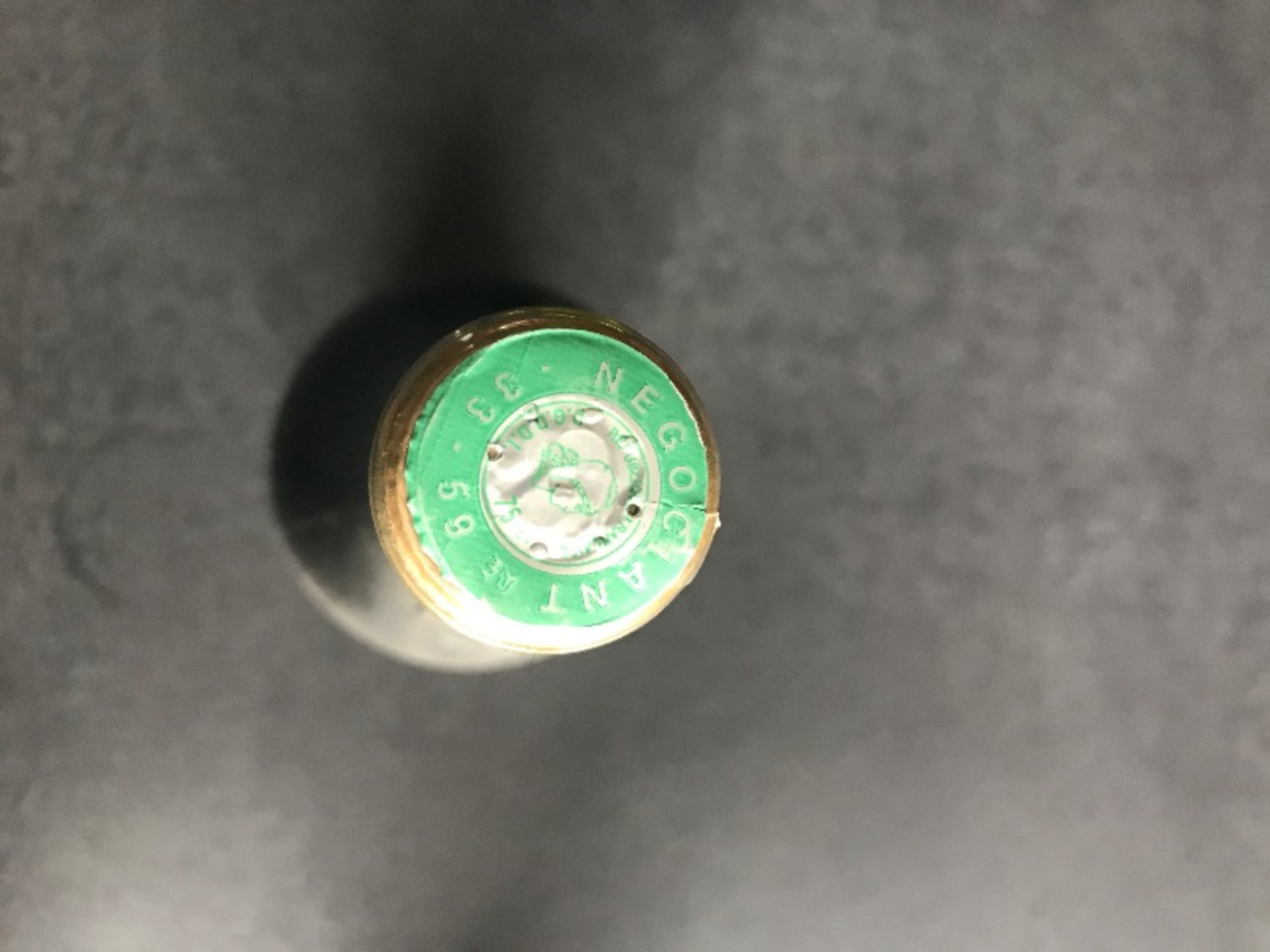 Caps