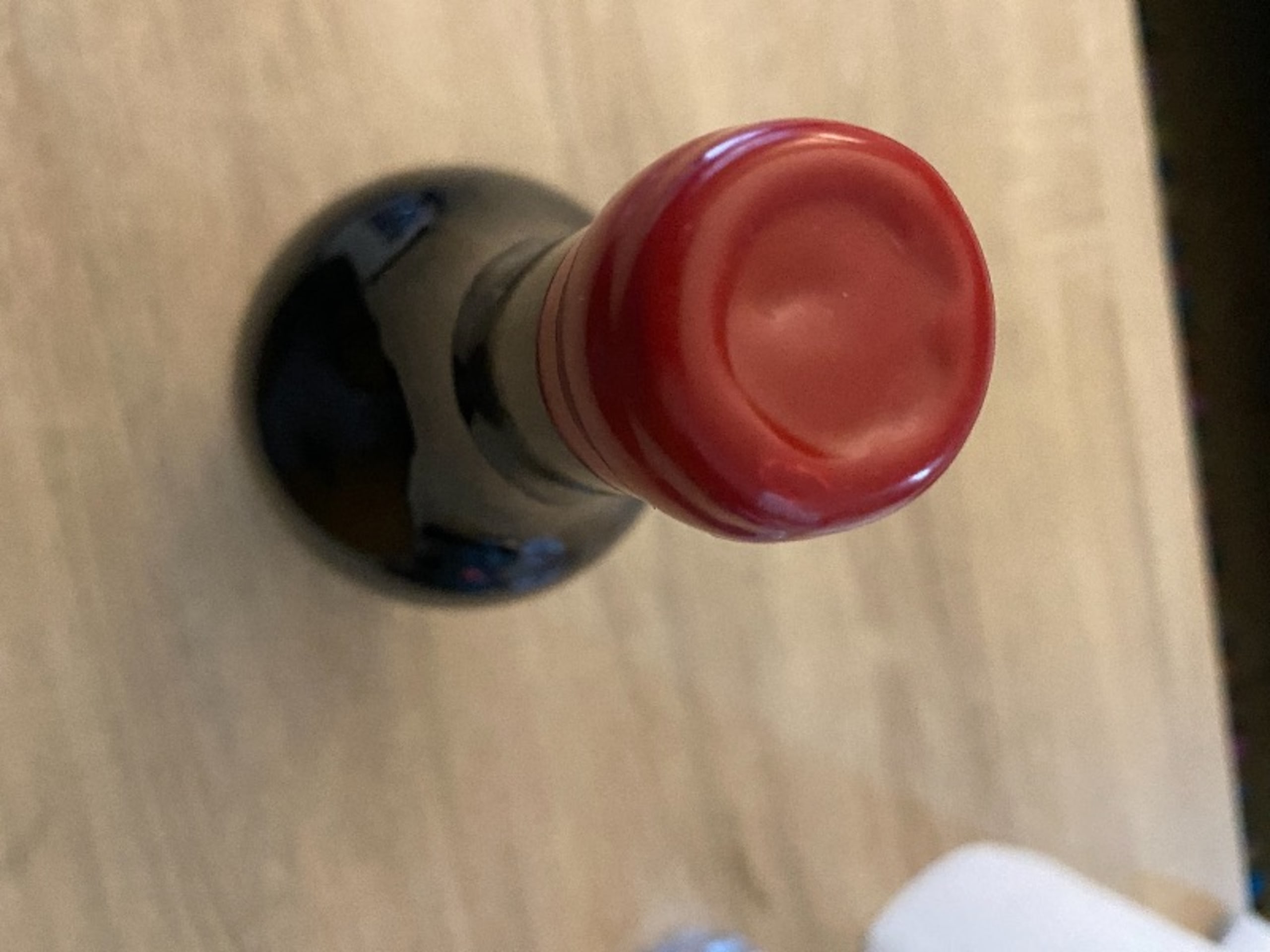 Caps