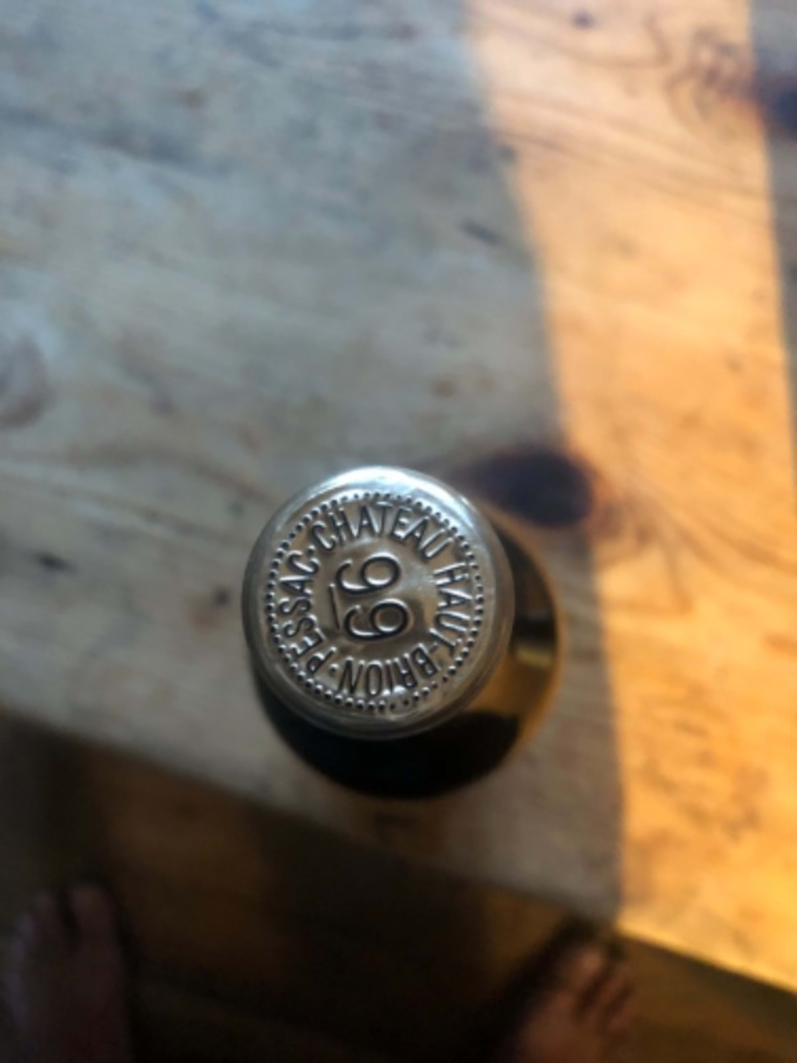 Caps