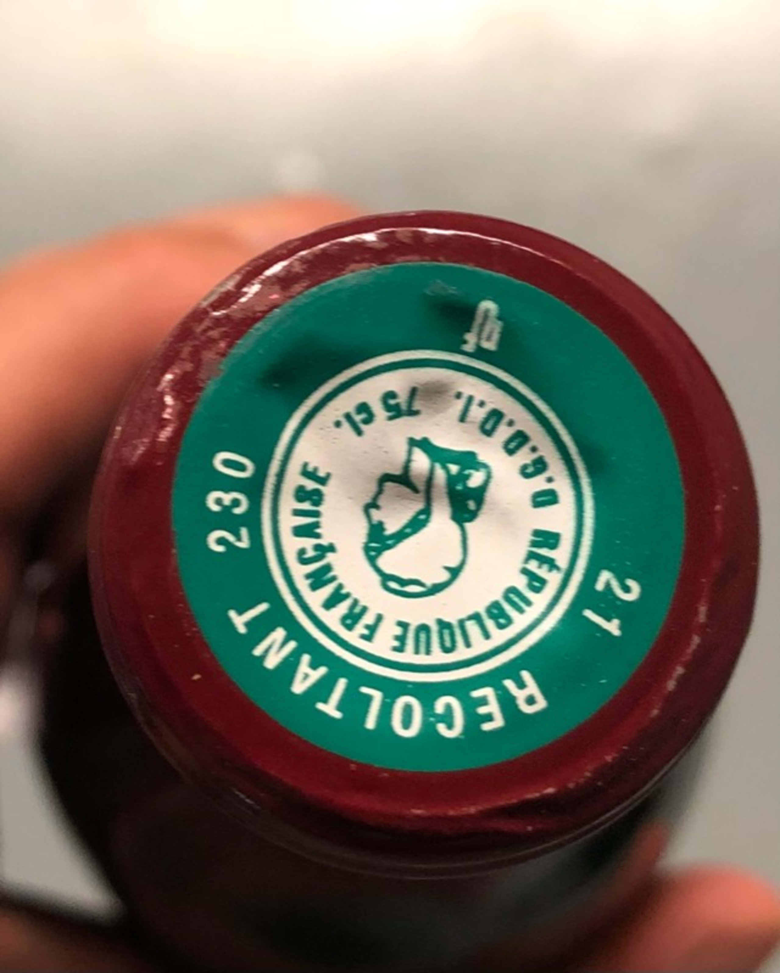 Caps