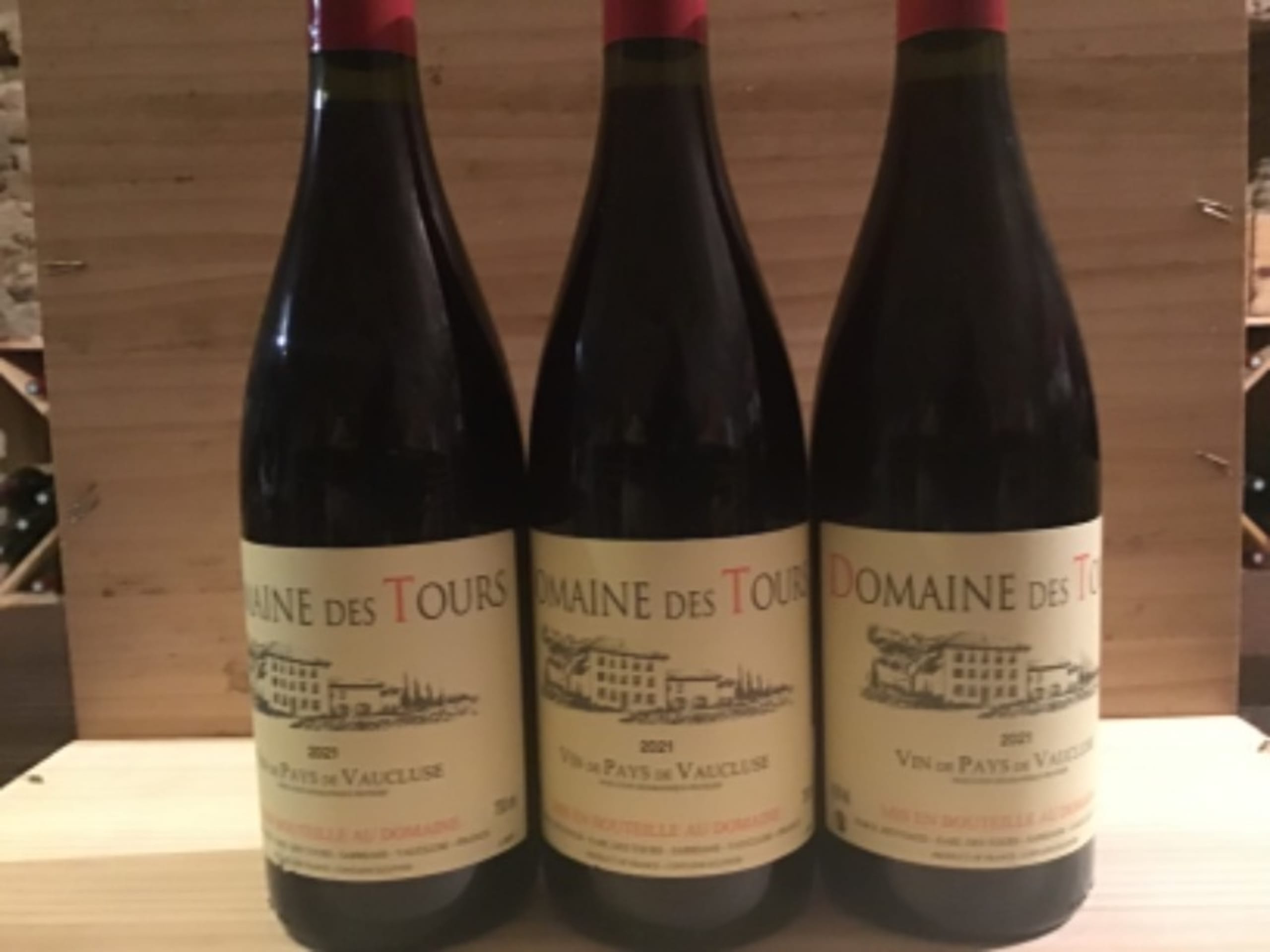 3 x Vin de Pays du Vaucluse, Domaine des Tours, 2021