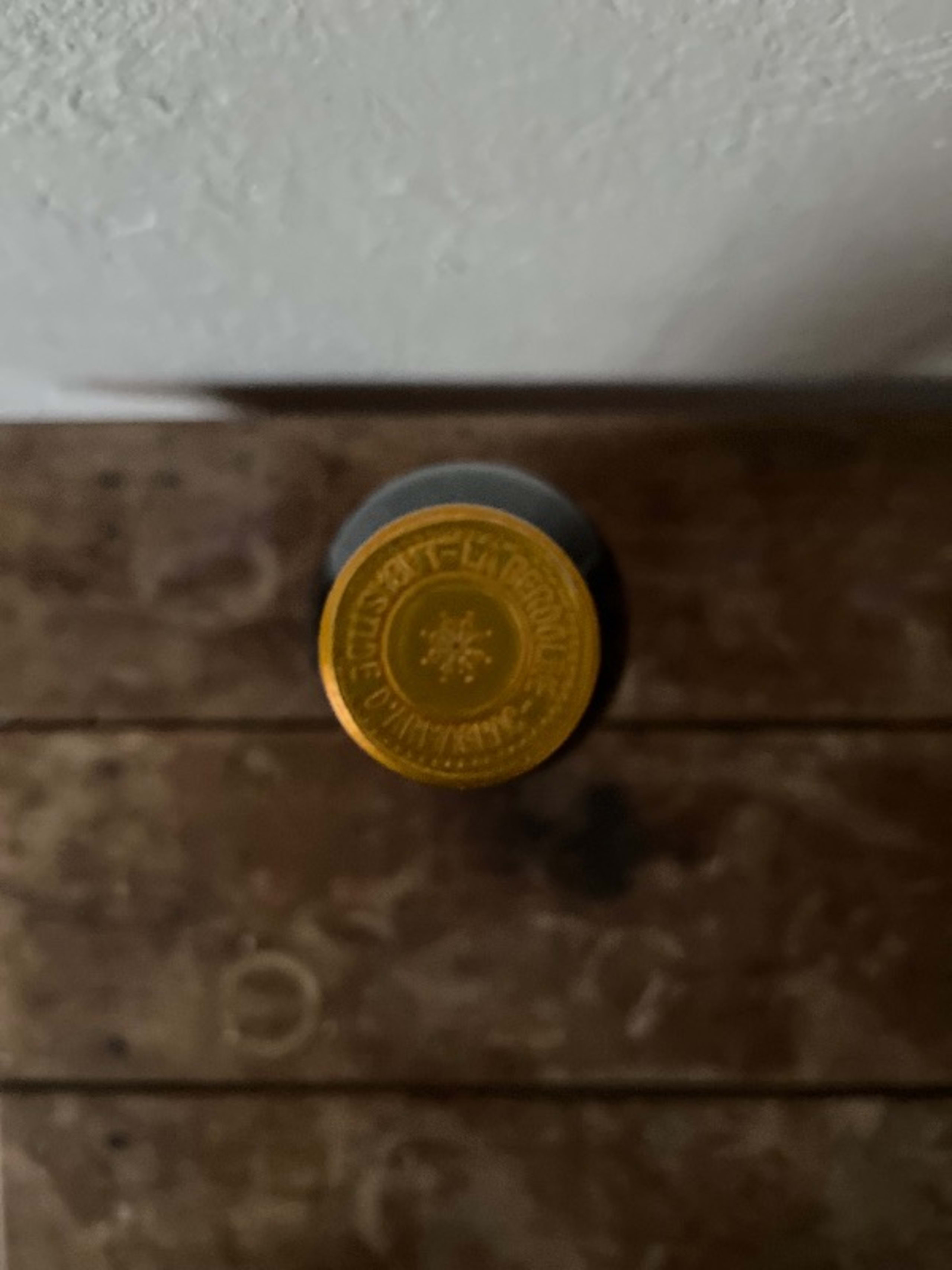 Caps