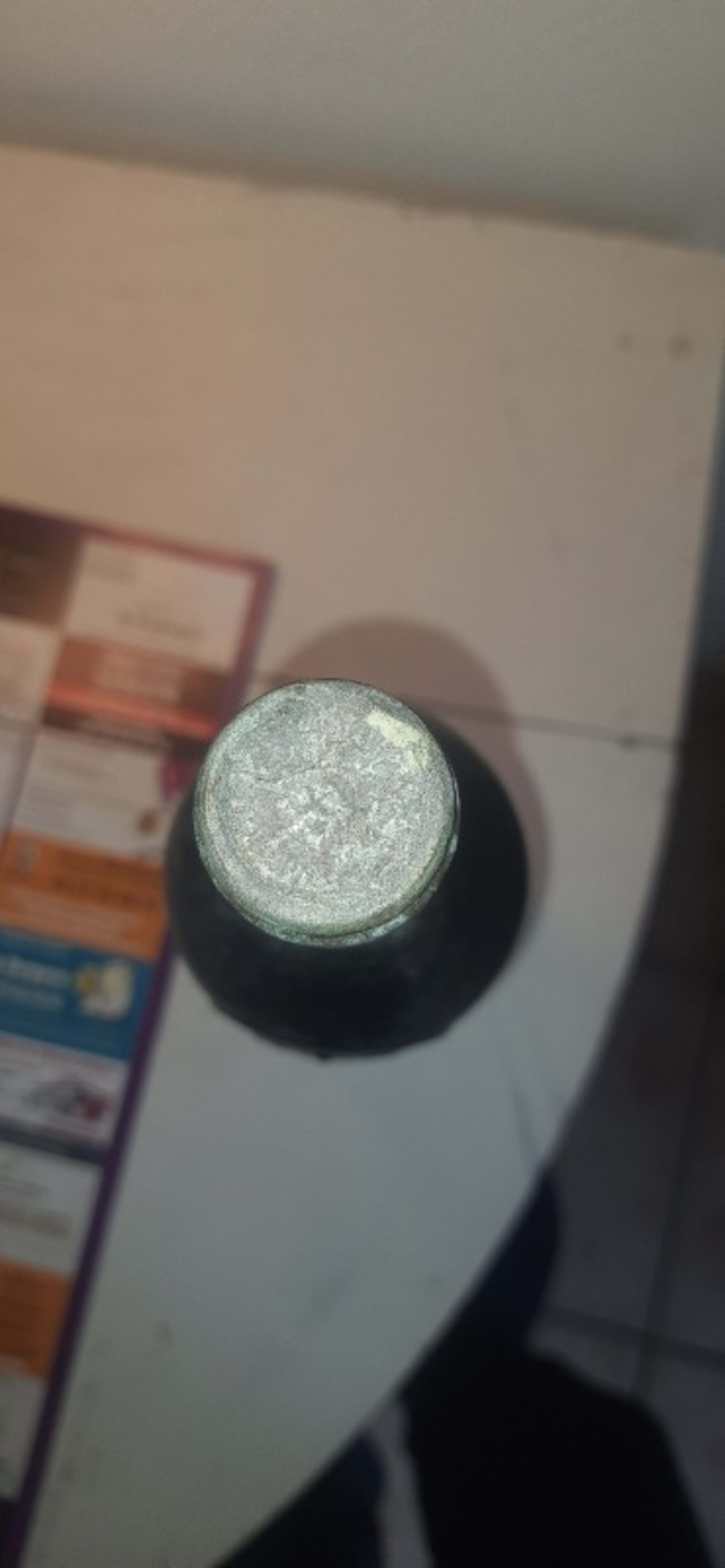 Caps
