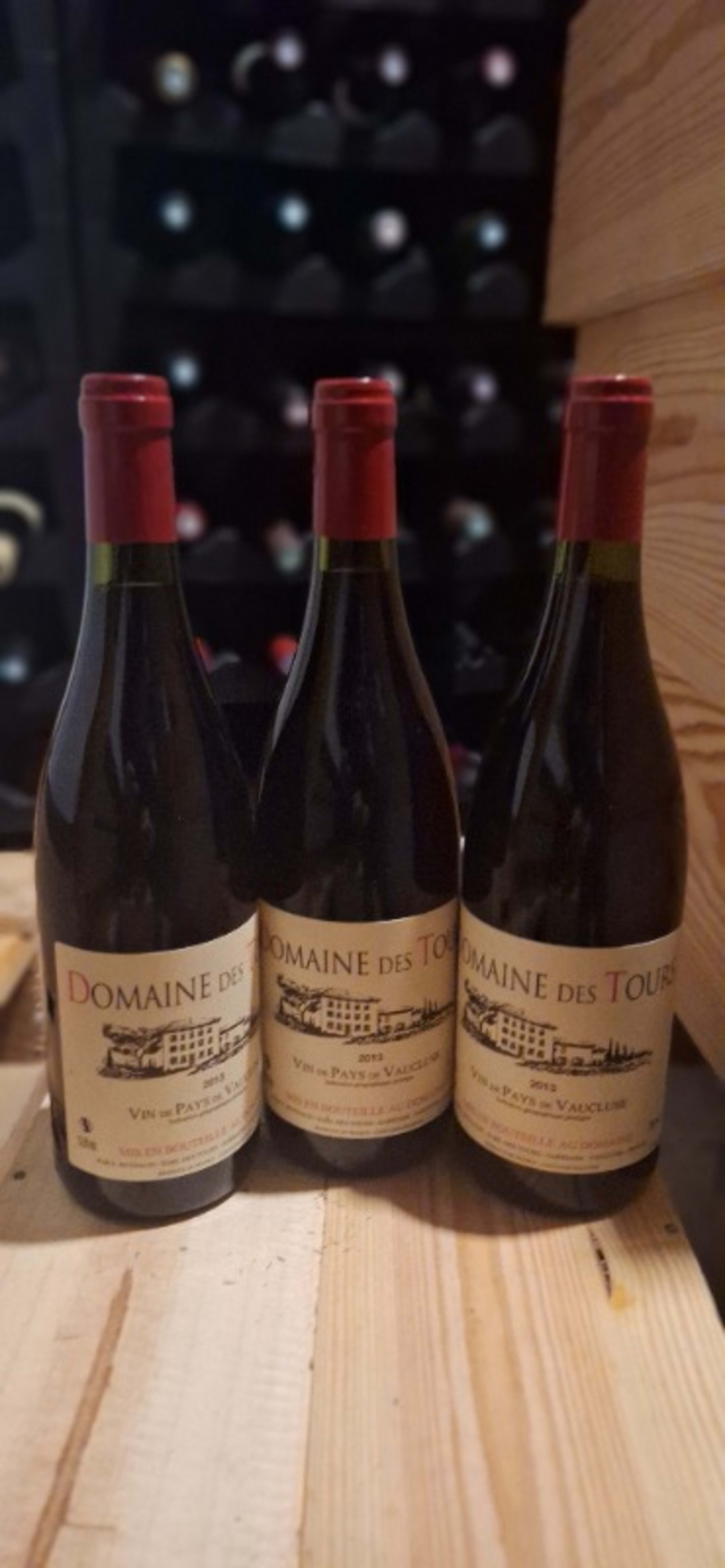 3 x Vin de Pays du Vaucluse, Domaine des Tours, 2013