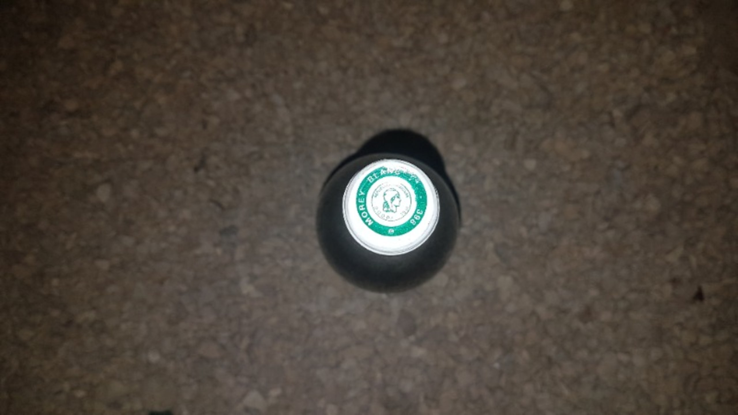 Caps