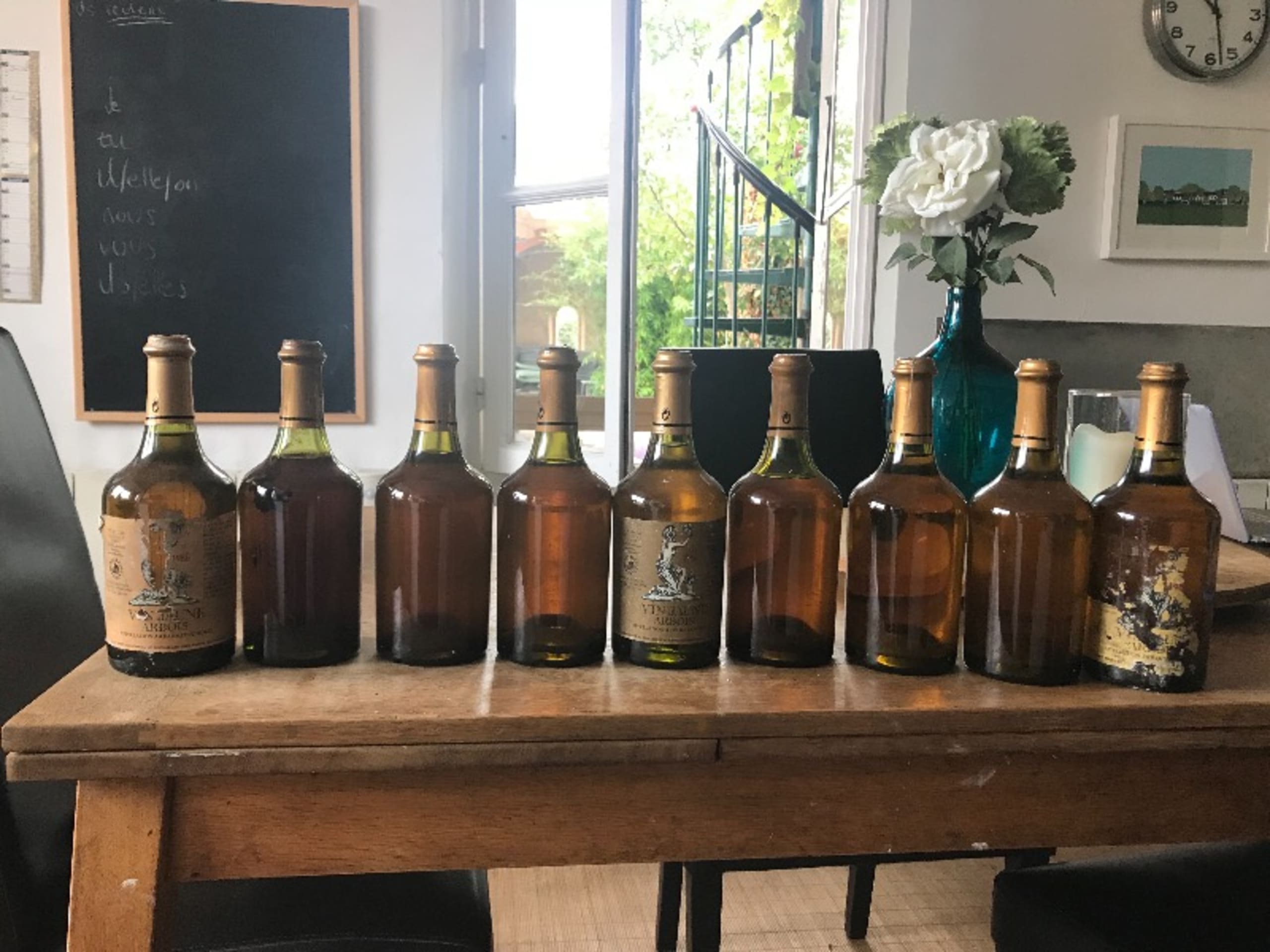 9 bouteilles Henri Maire Arbois 1986, 1986