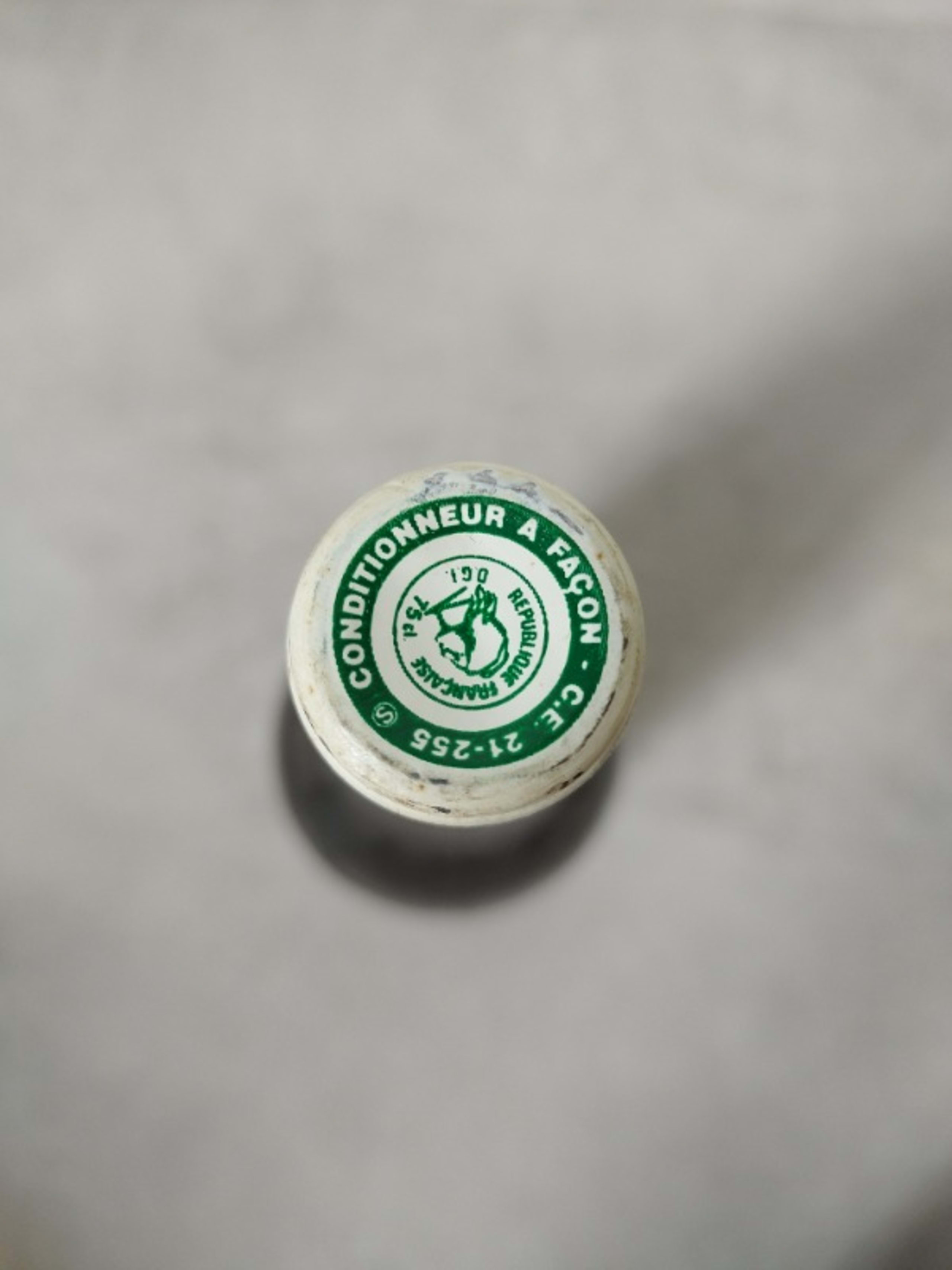 Caps