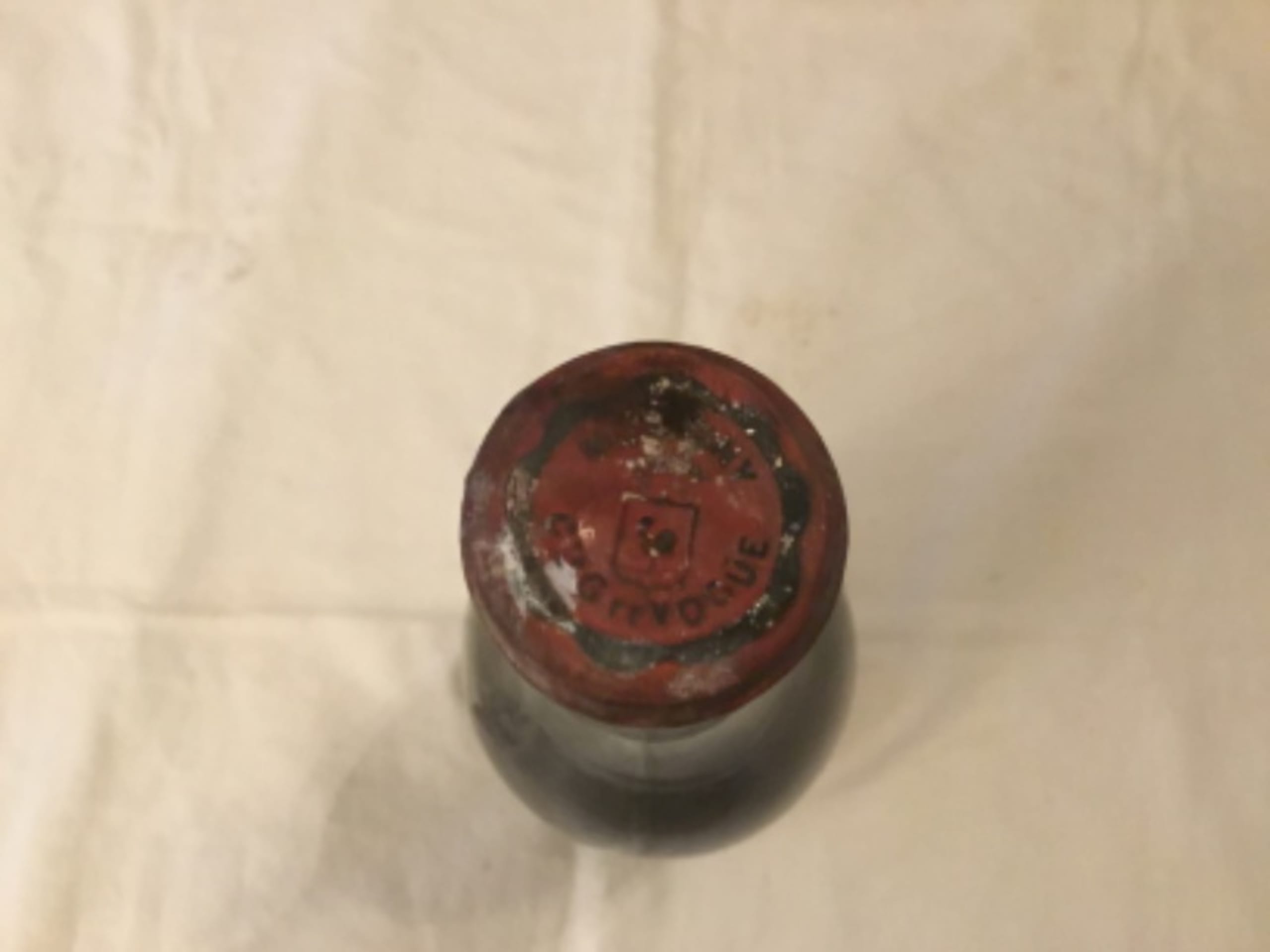 Caps