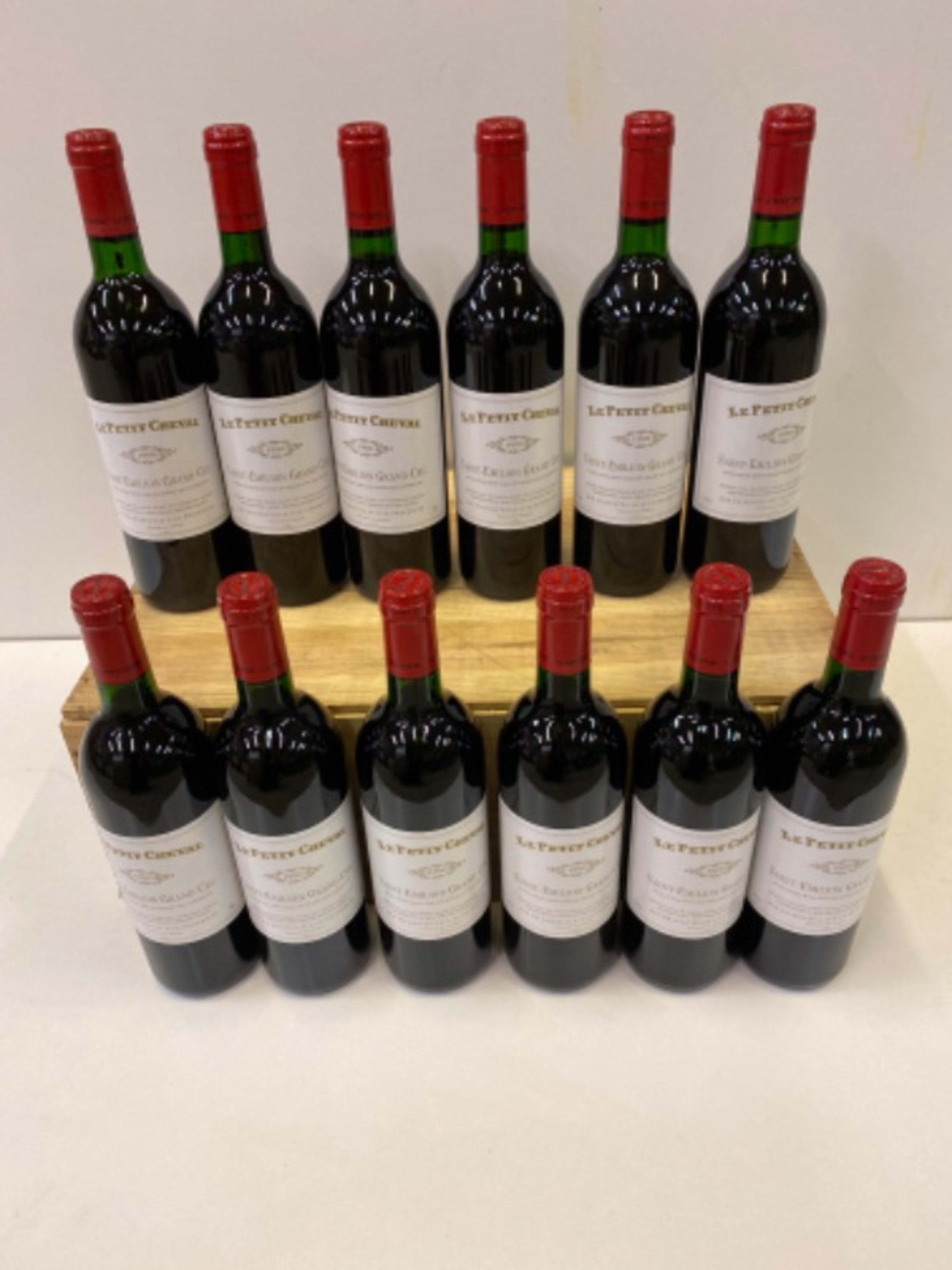 CBO/OWC 12 x Le Petit Cheval, Château Cheval Blanc, Saint-Émilion Grand Cru, 1990