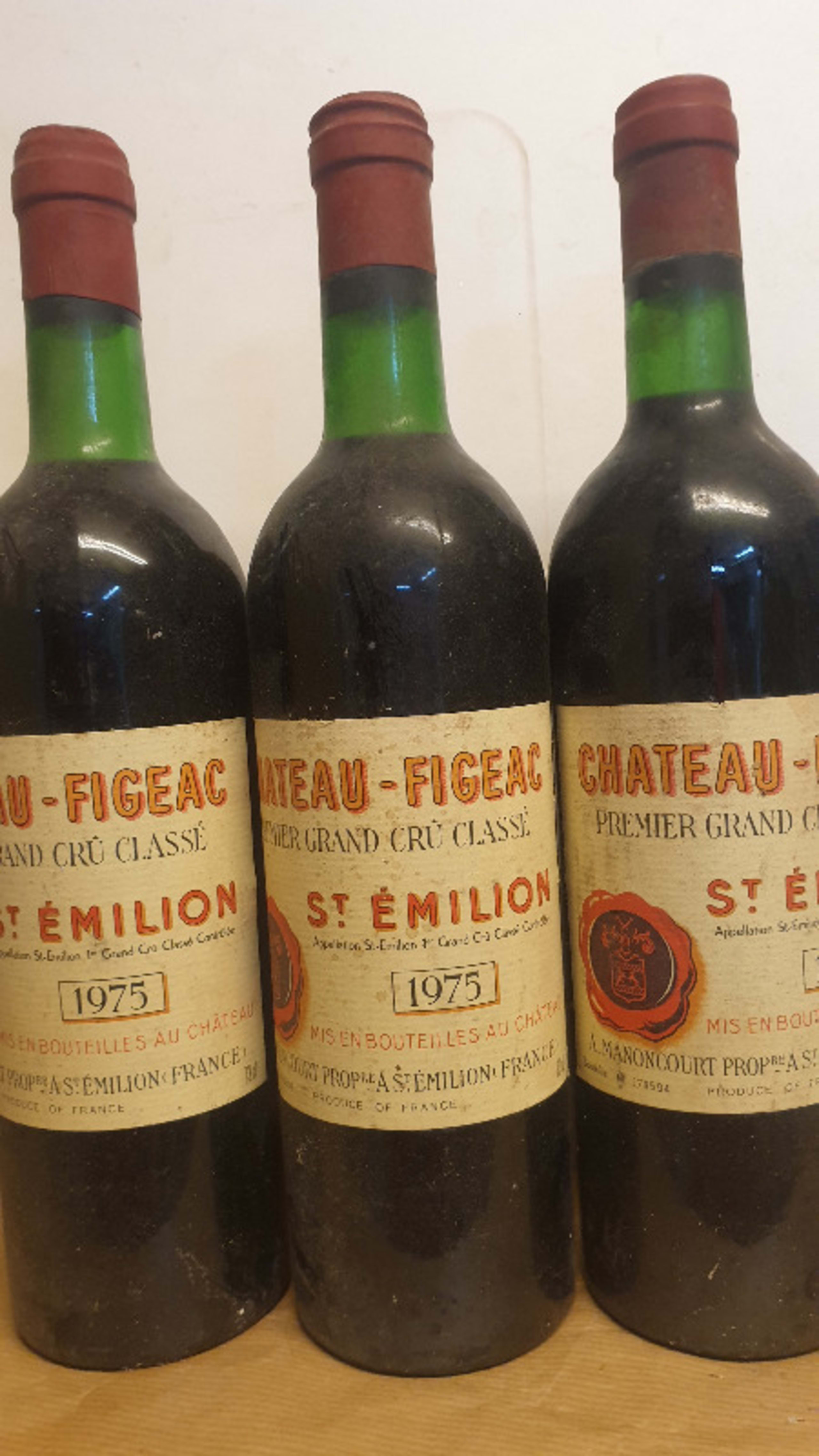 3 x château Figeac, Saint-Émilion, 1975