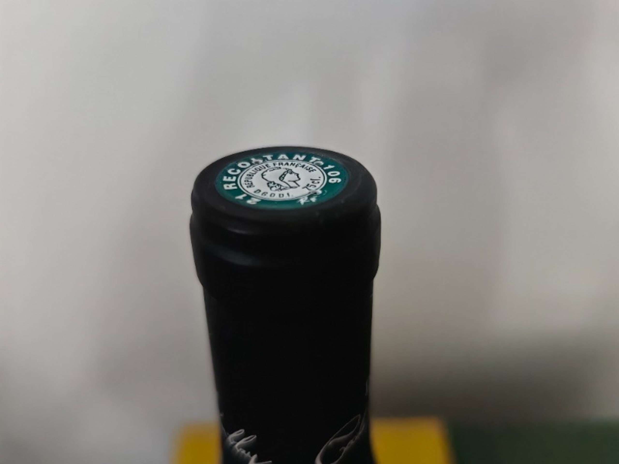 Caps