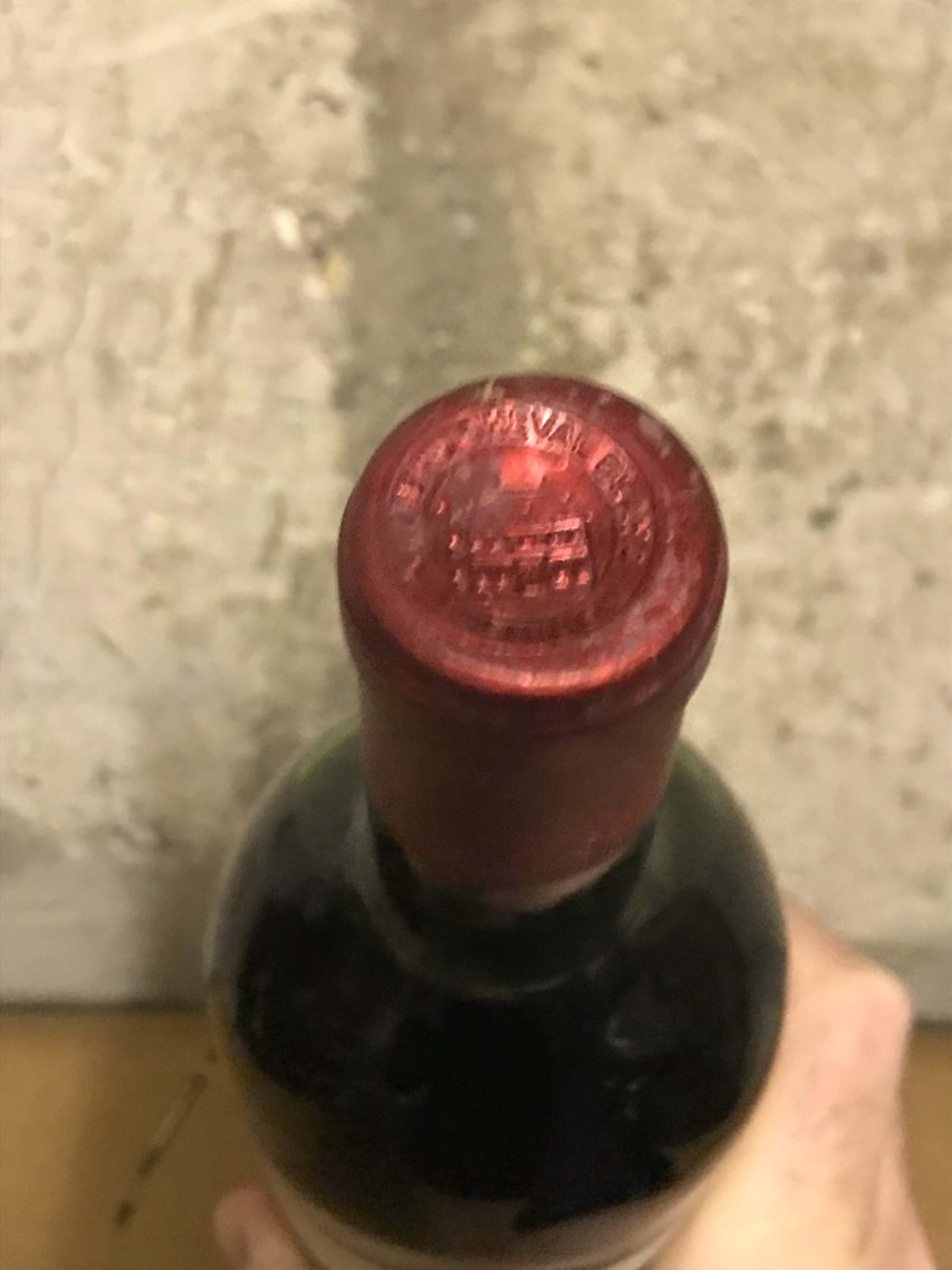 Caps