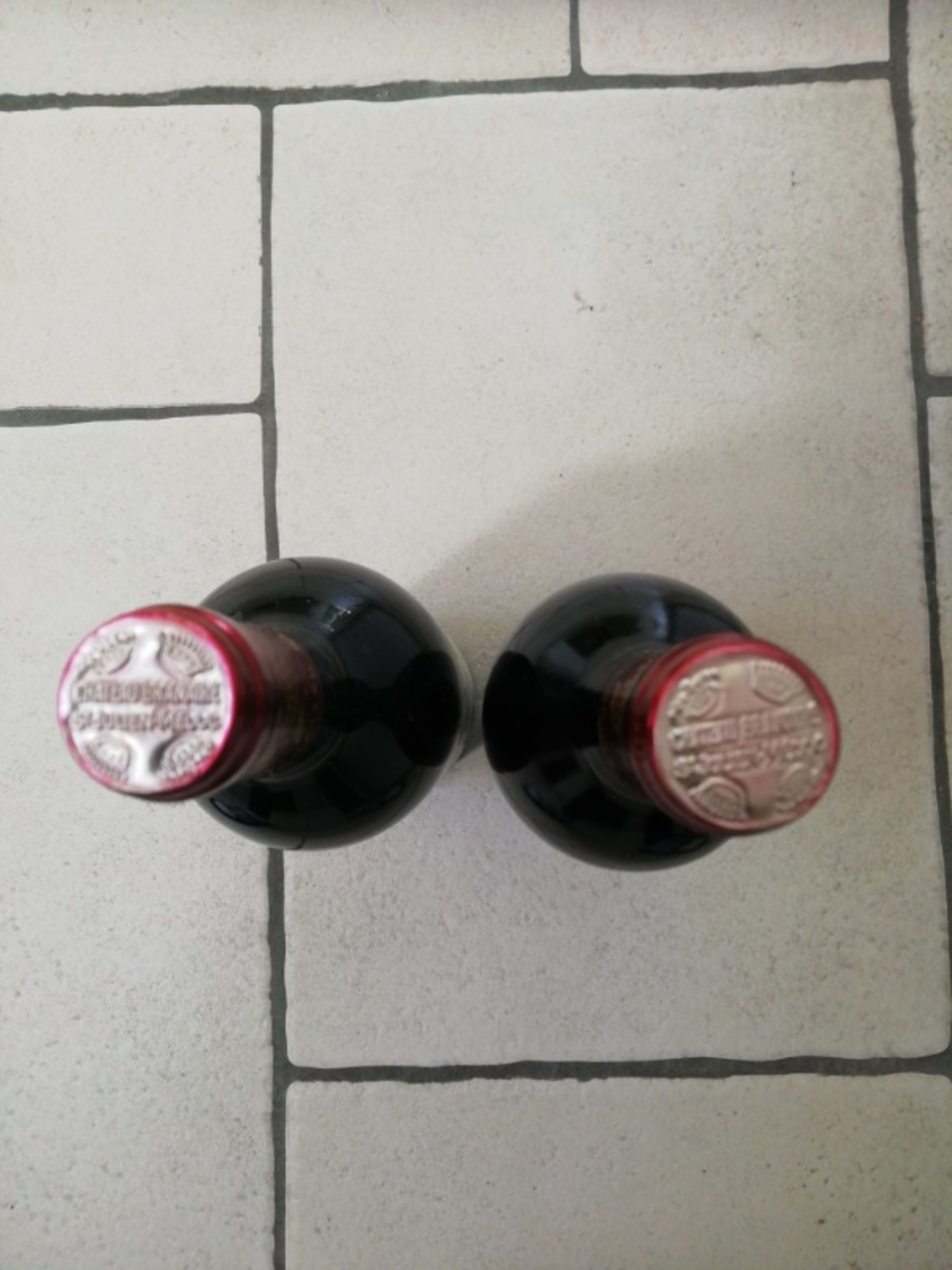 Caps