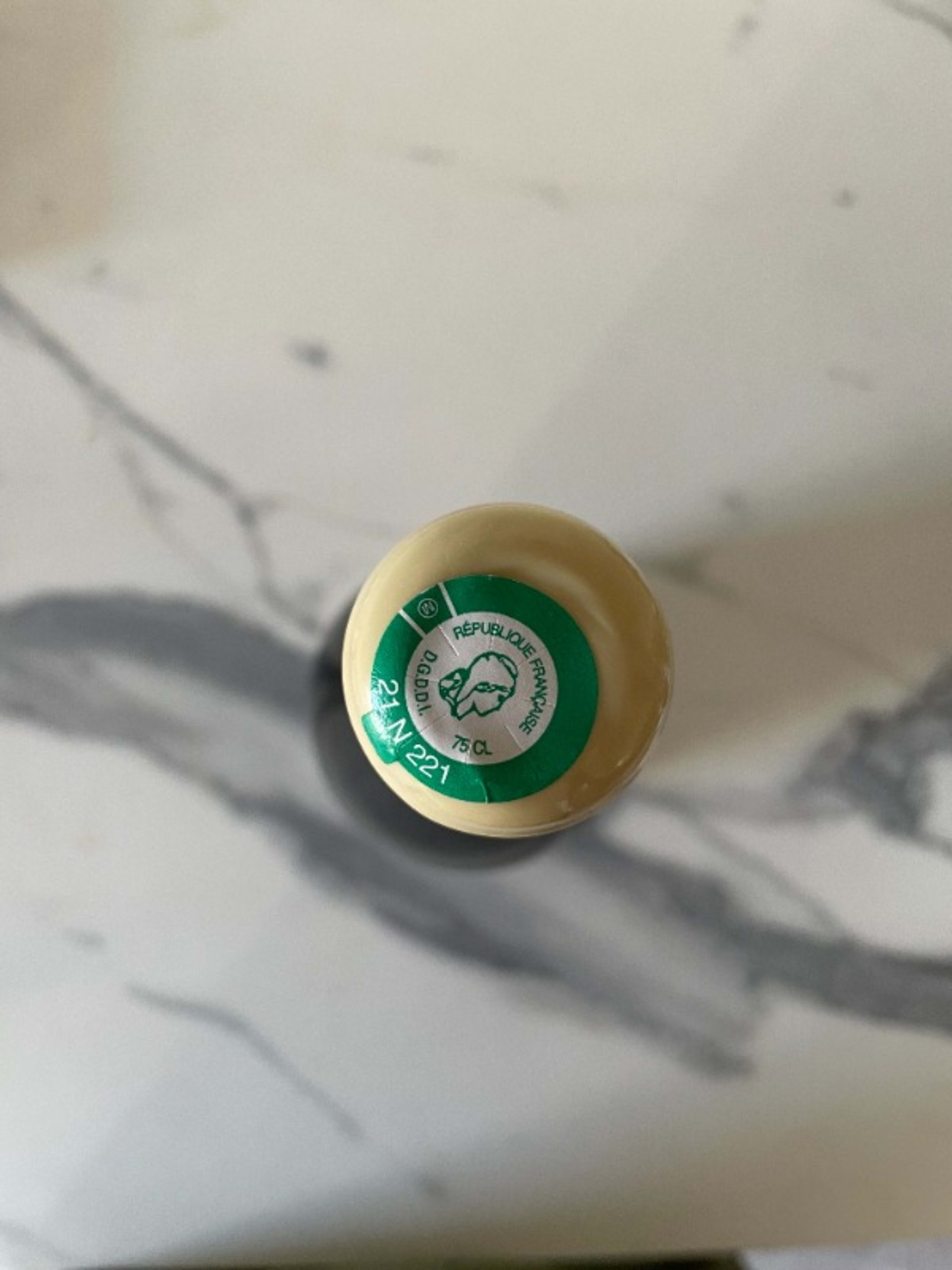 Caps