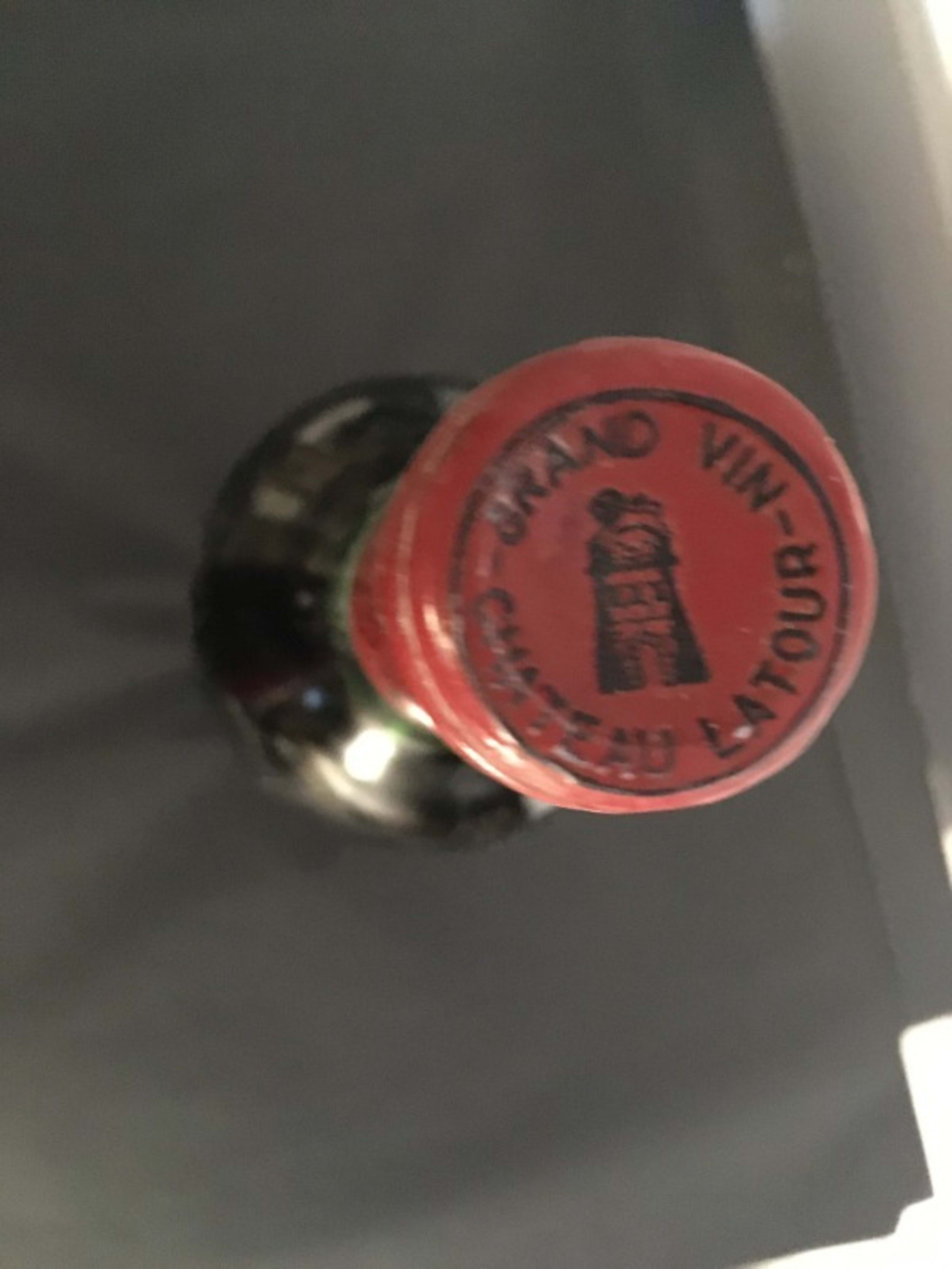 Caps