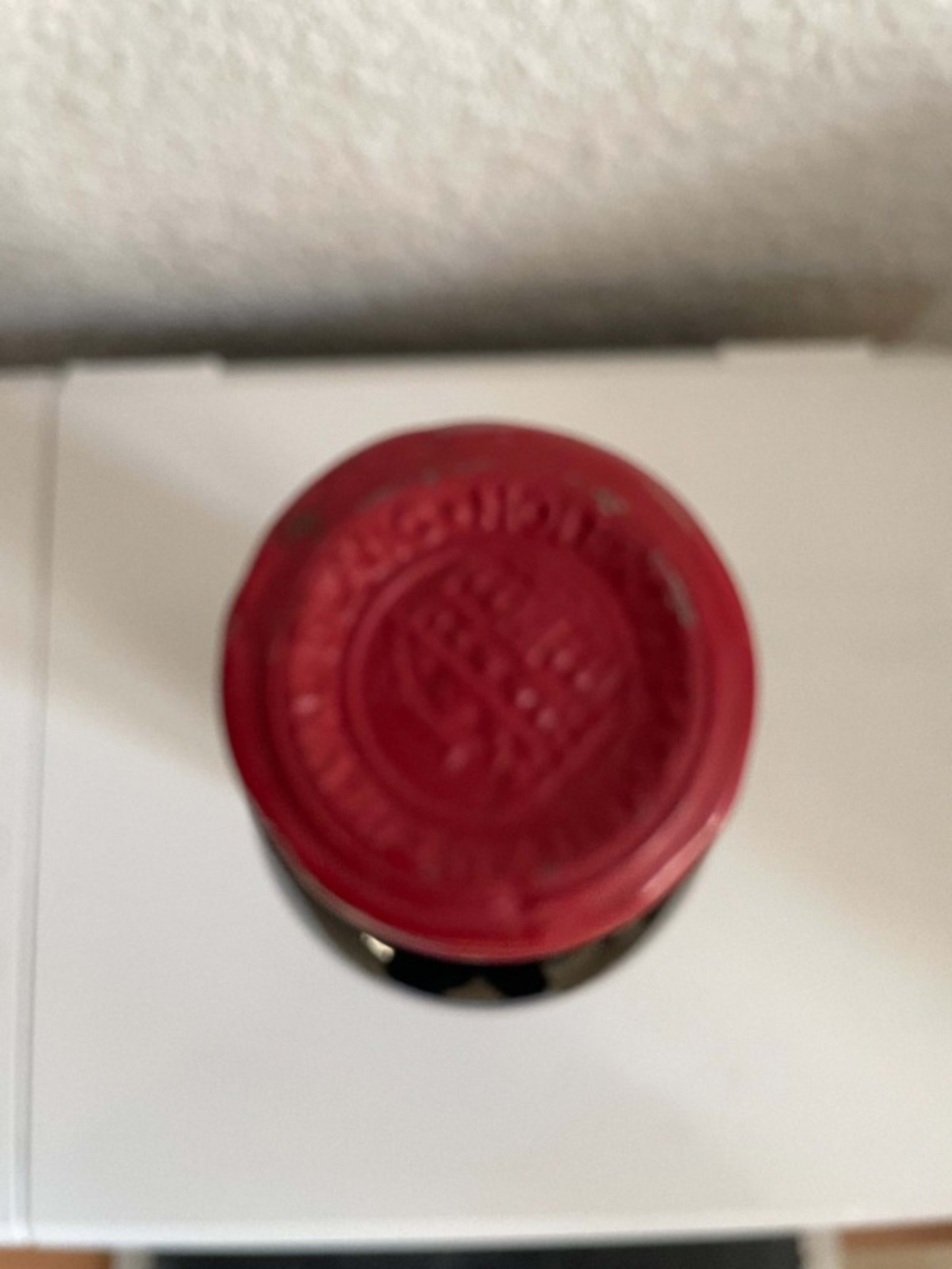 Caps