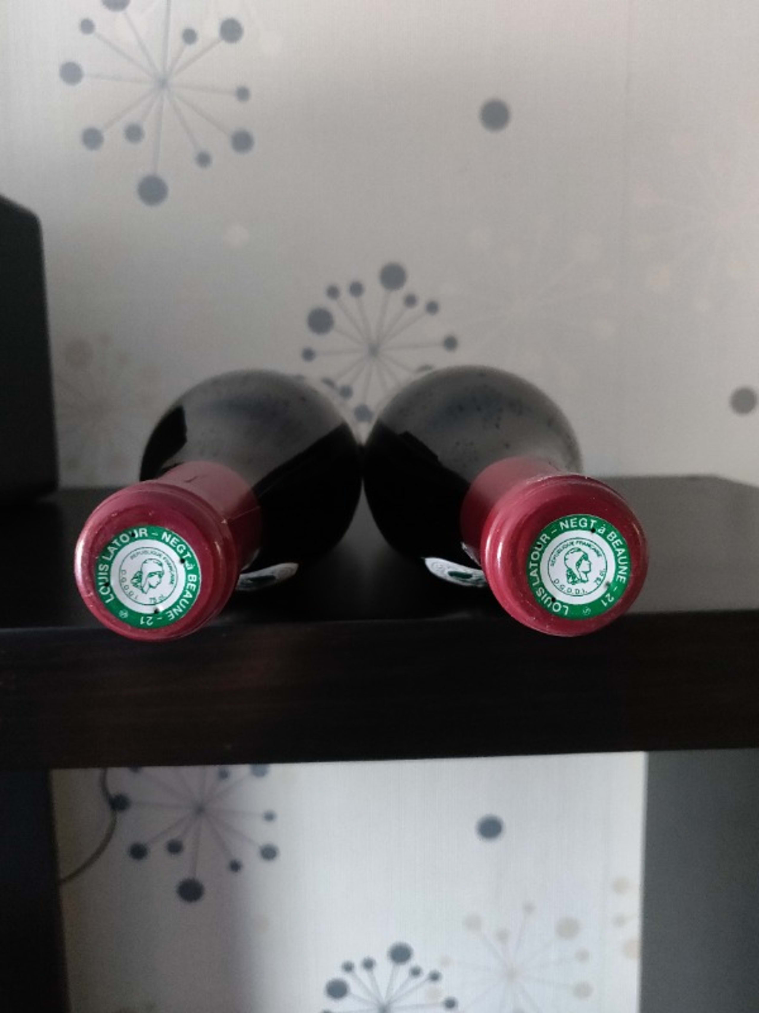 Caps