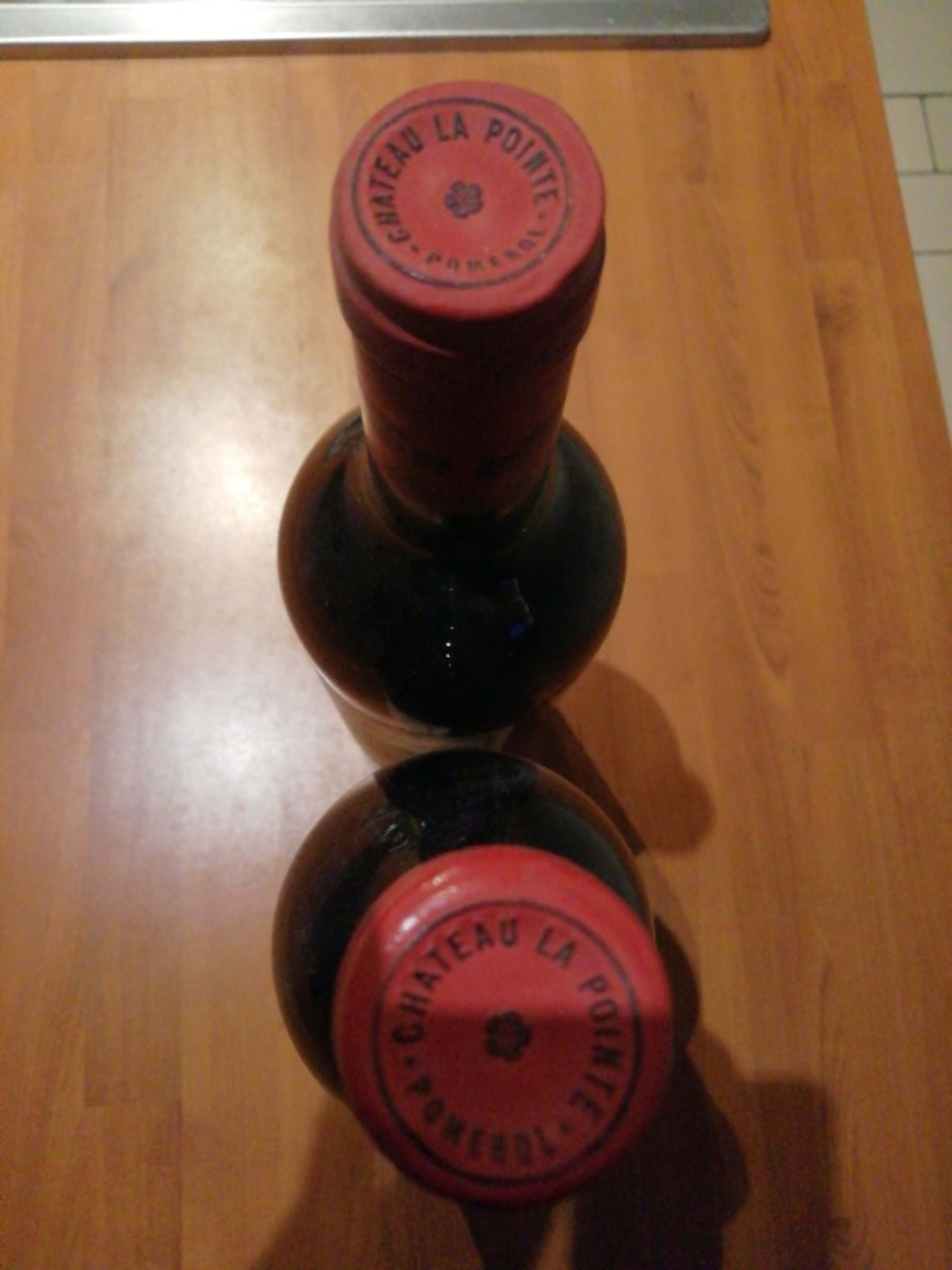 Caps