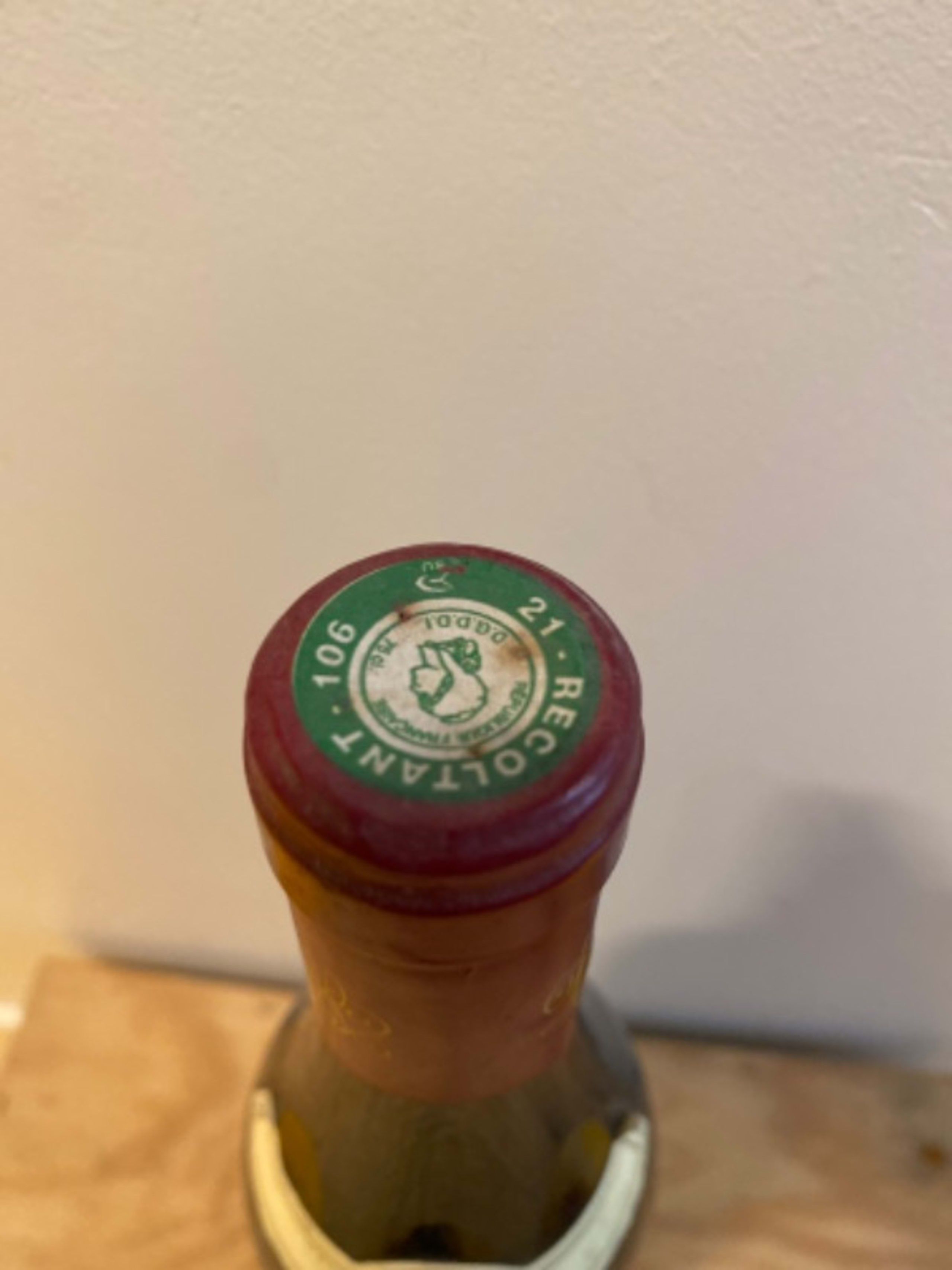 Caps