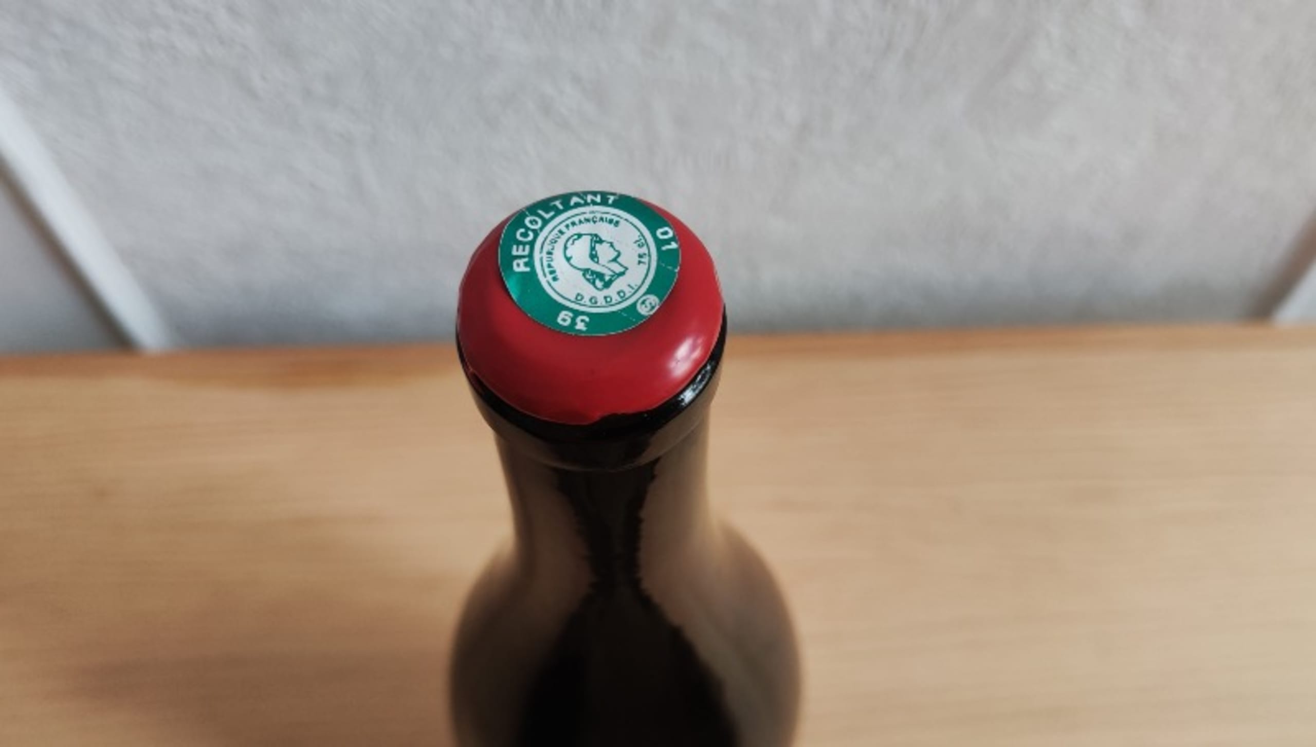 Caps