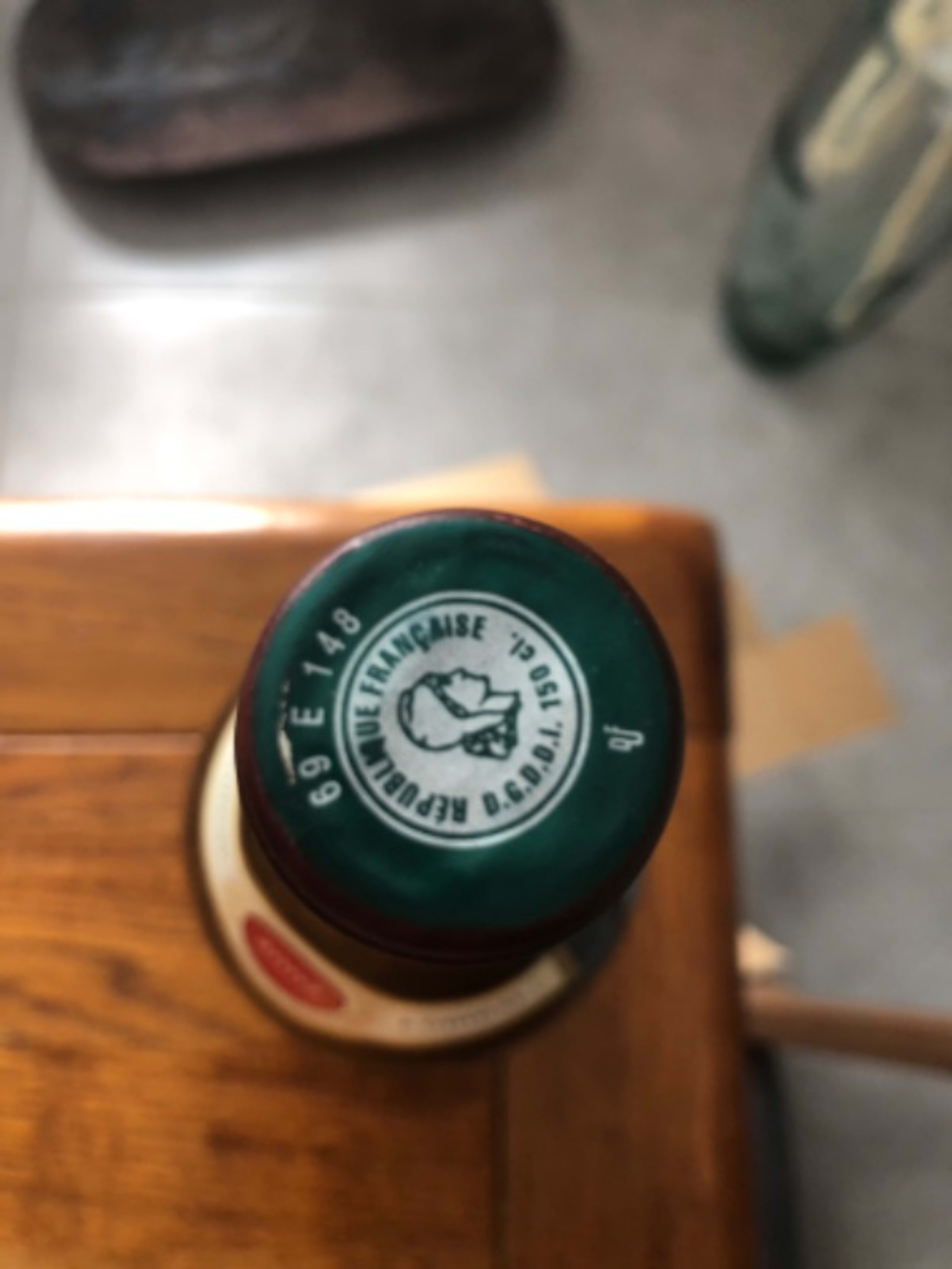 Caps