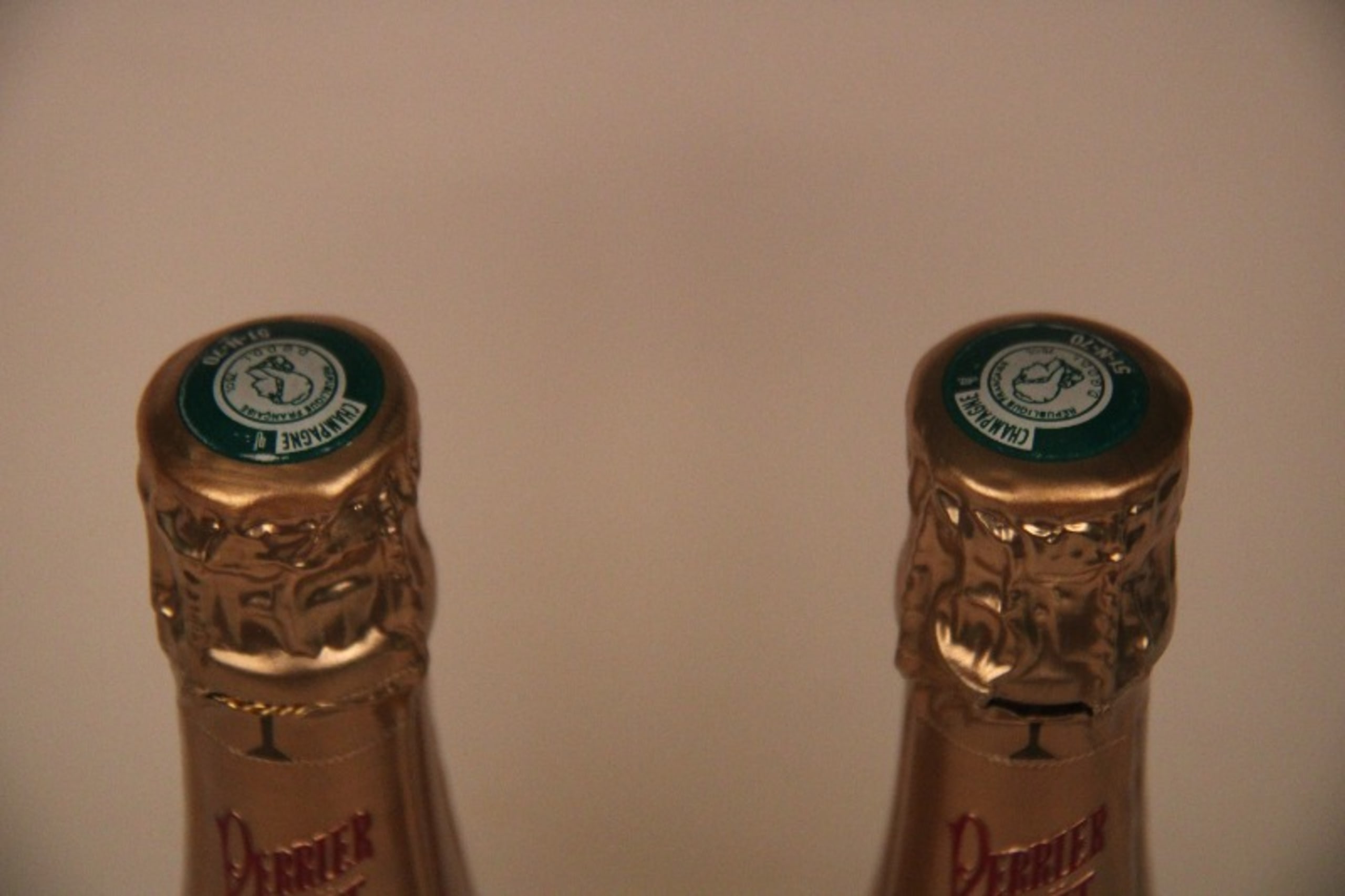 Caps