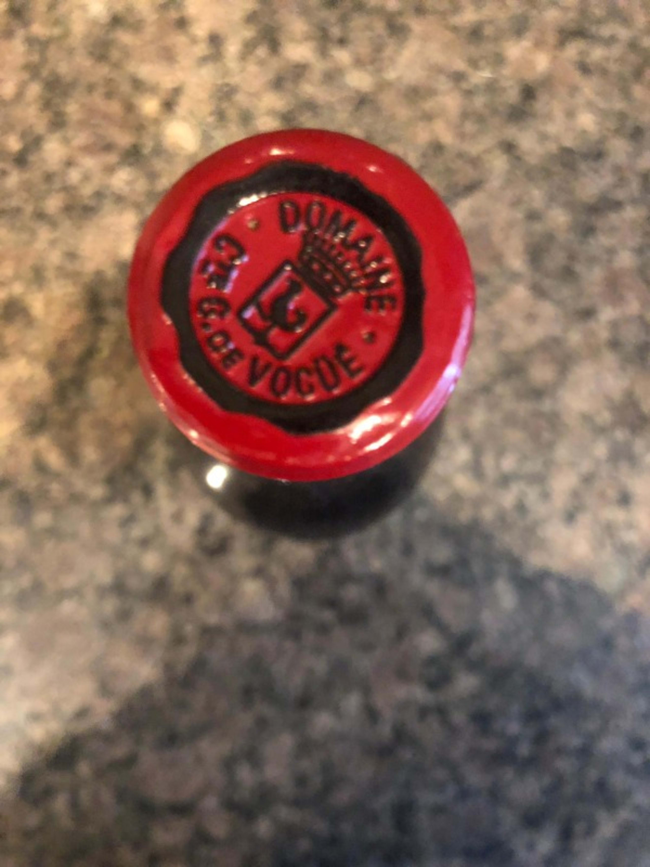 Caps
