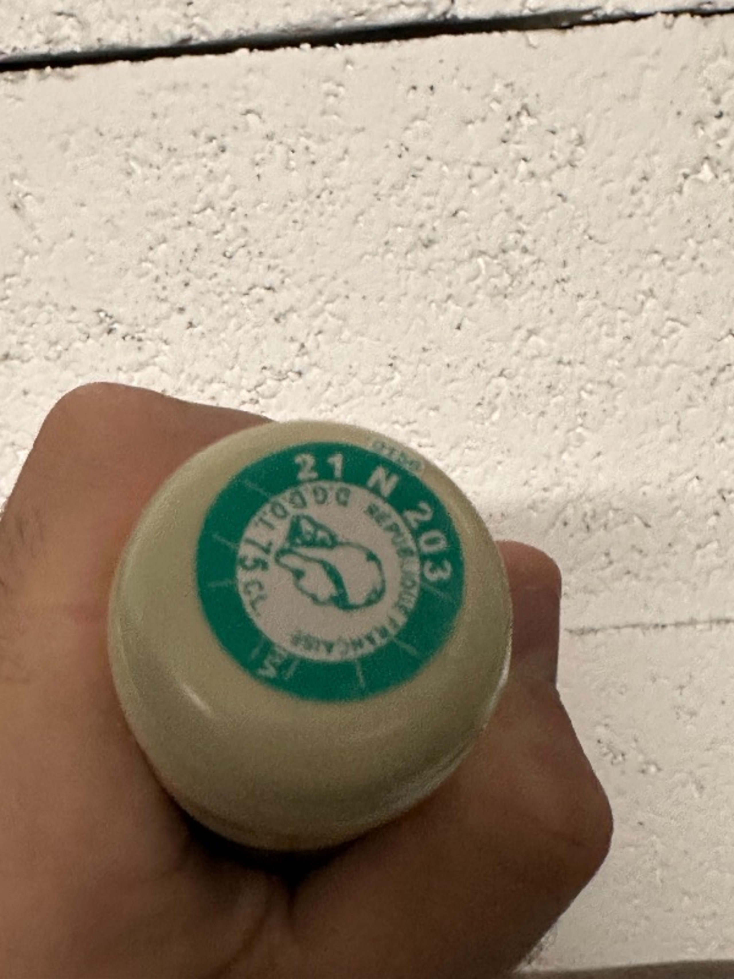 Caps