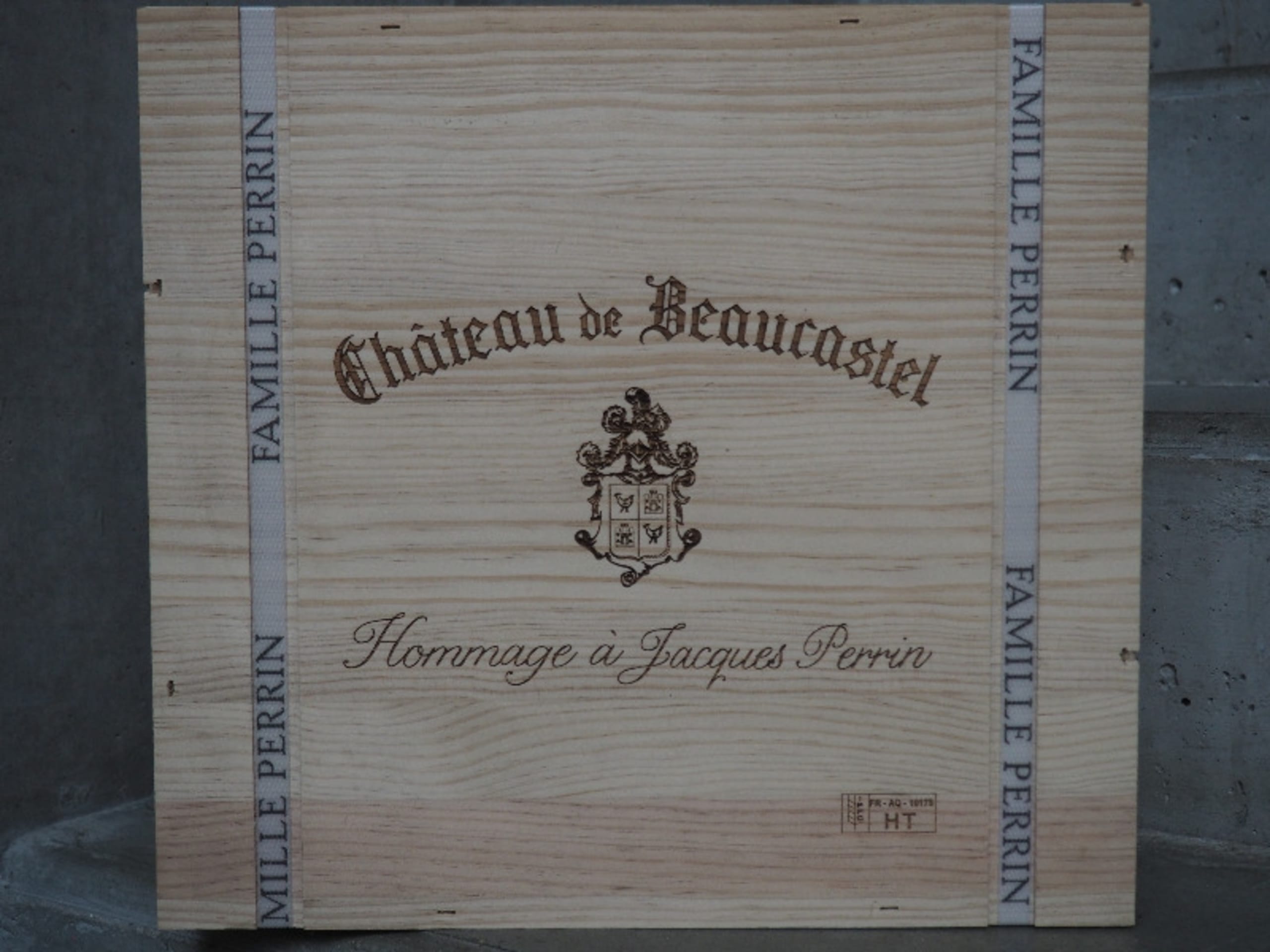 3 x Châteauneuf-du-Pape, Hommage à Jacques Perrin, Château de Beaucastel, 2013 (CBO/OWC)