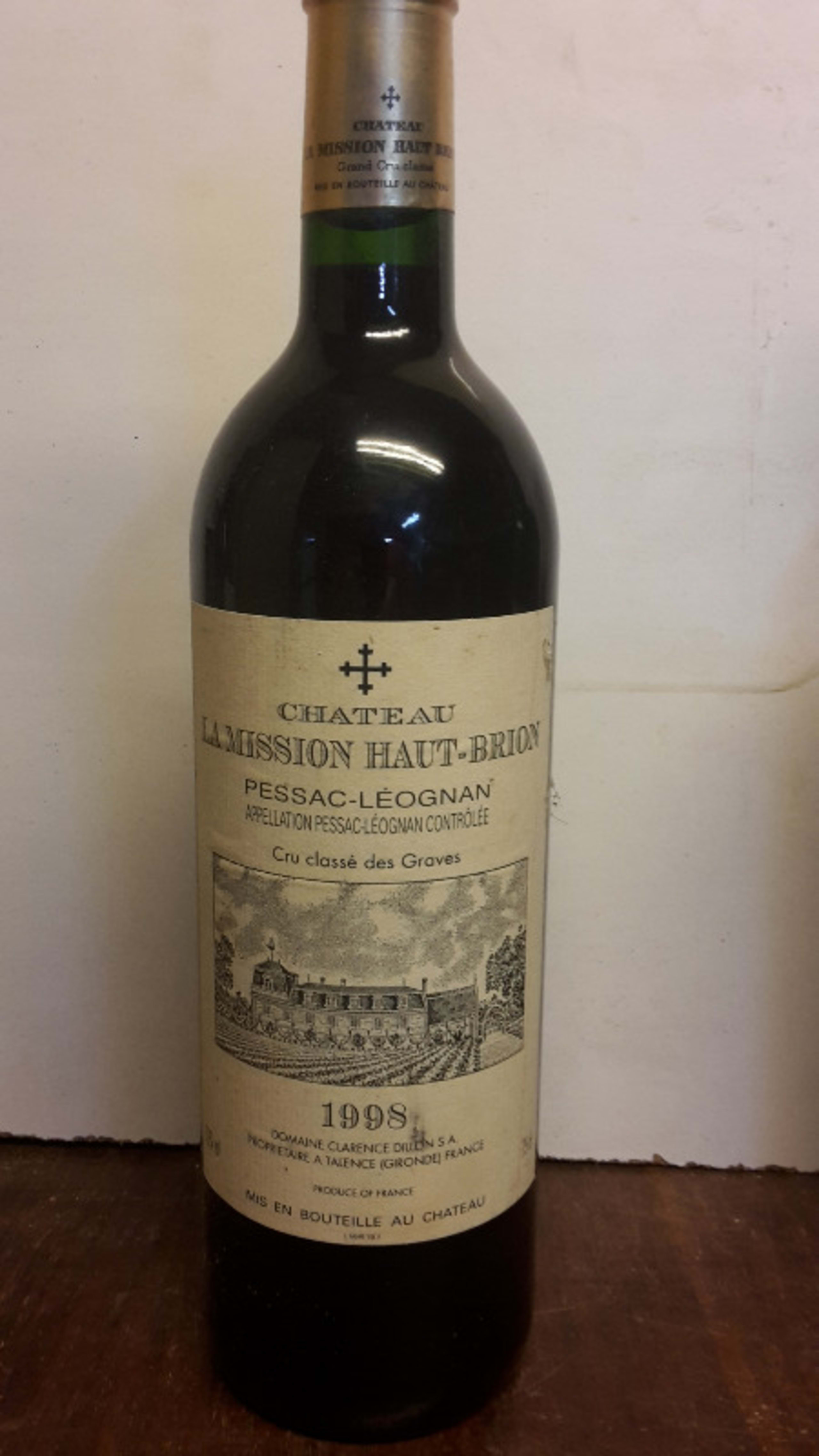 cru classé des graves, château la Mission Haut-Brion, Pessac-Léognan, 1998
