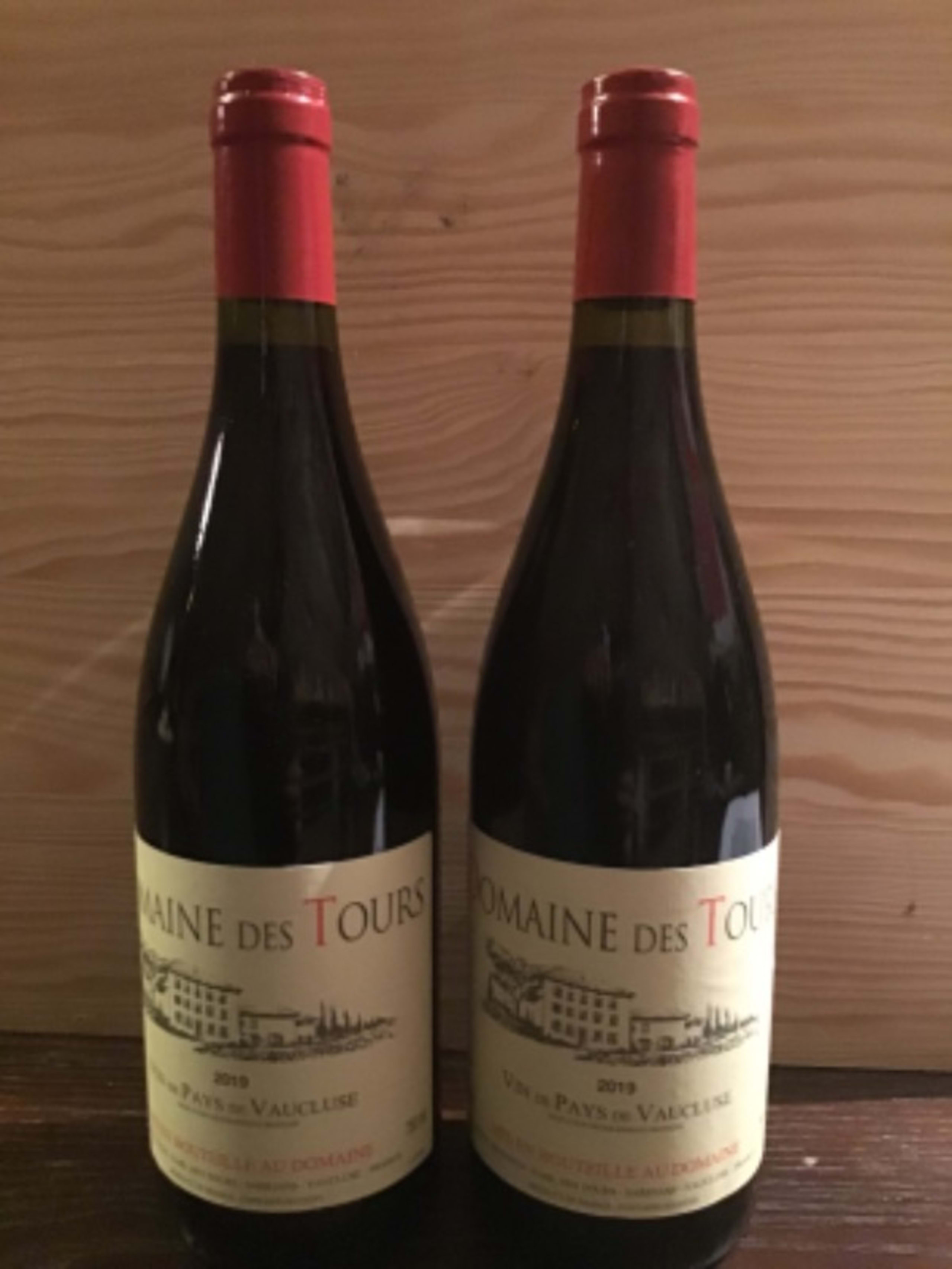 2 x Côtes-du-Rhône, Domaine des Tours, 2019