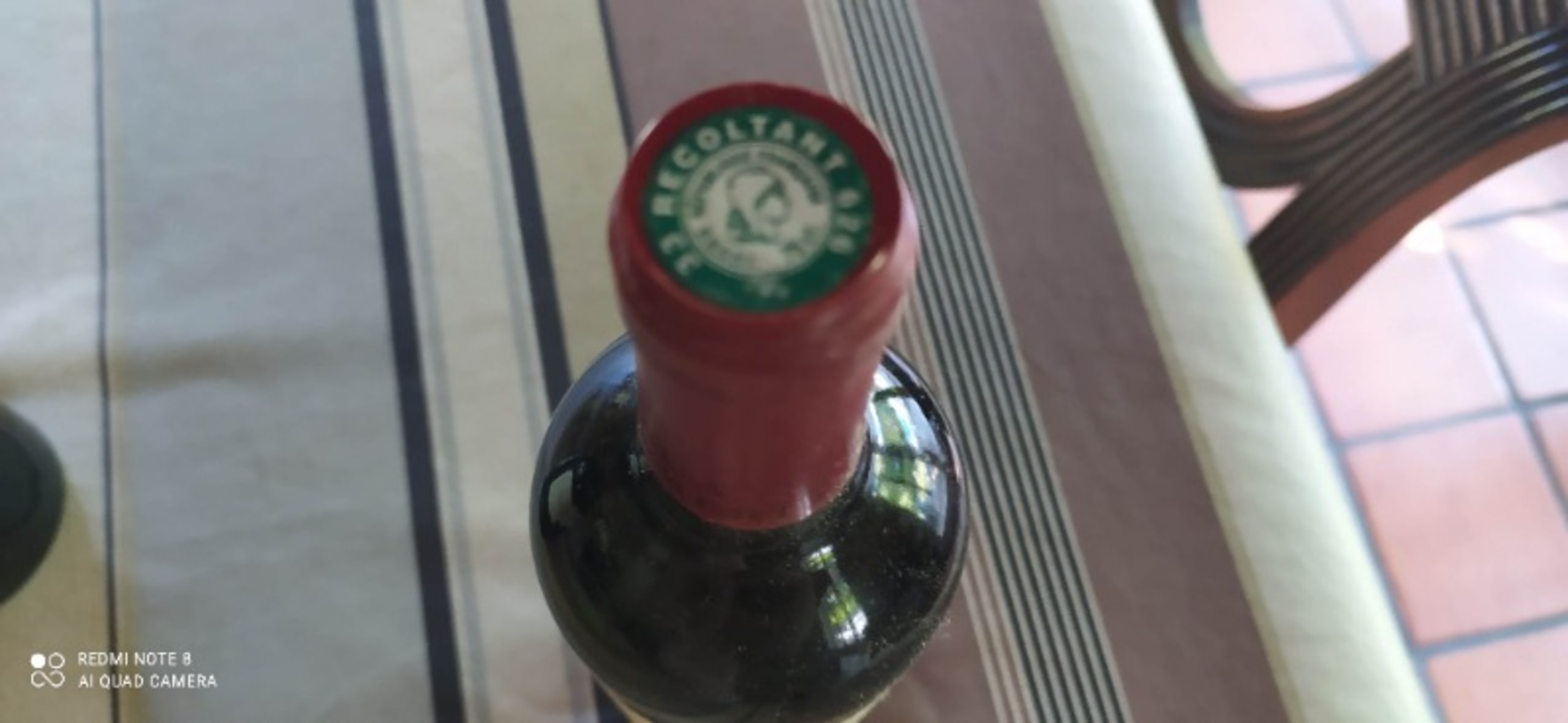 Caps