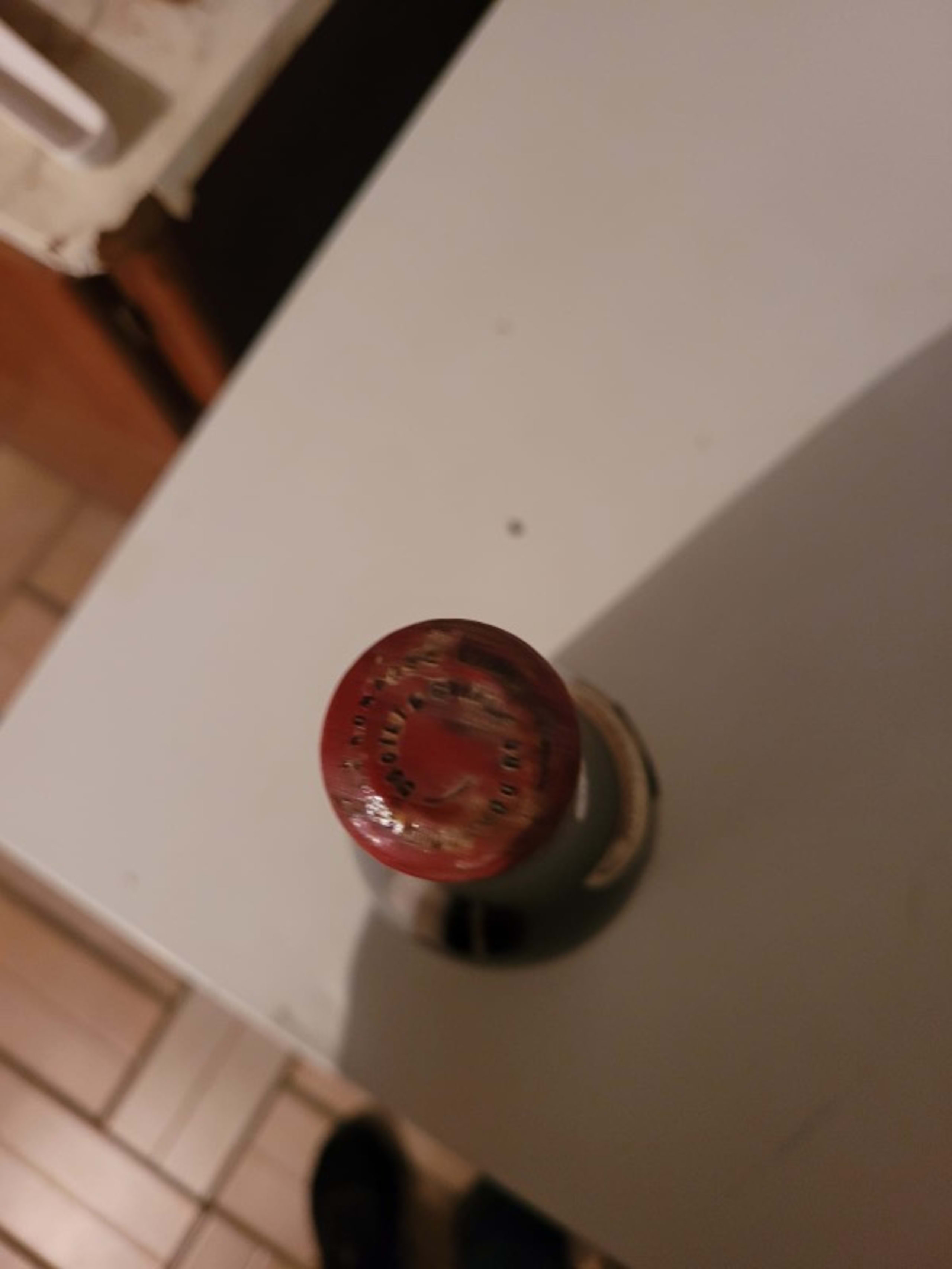 Caps