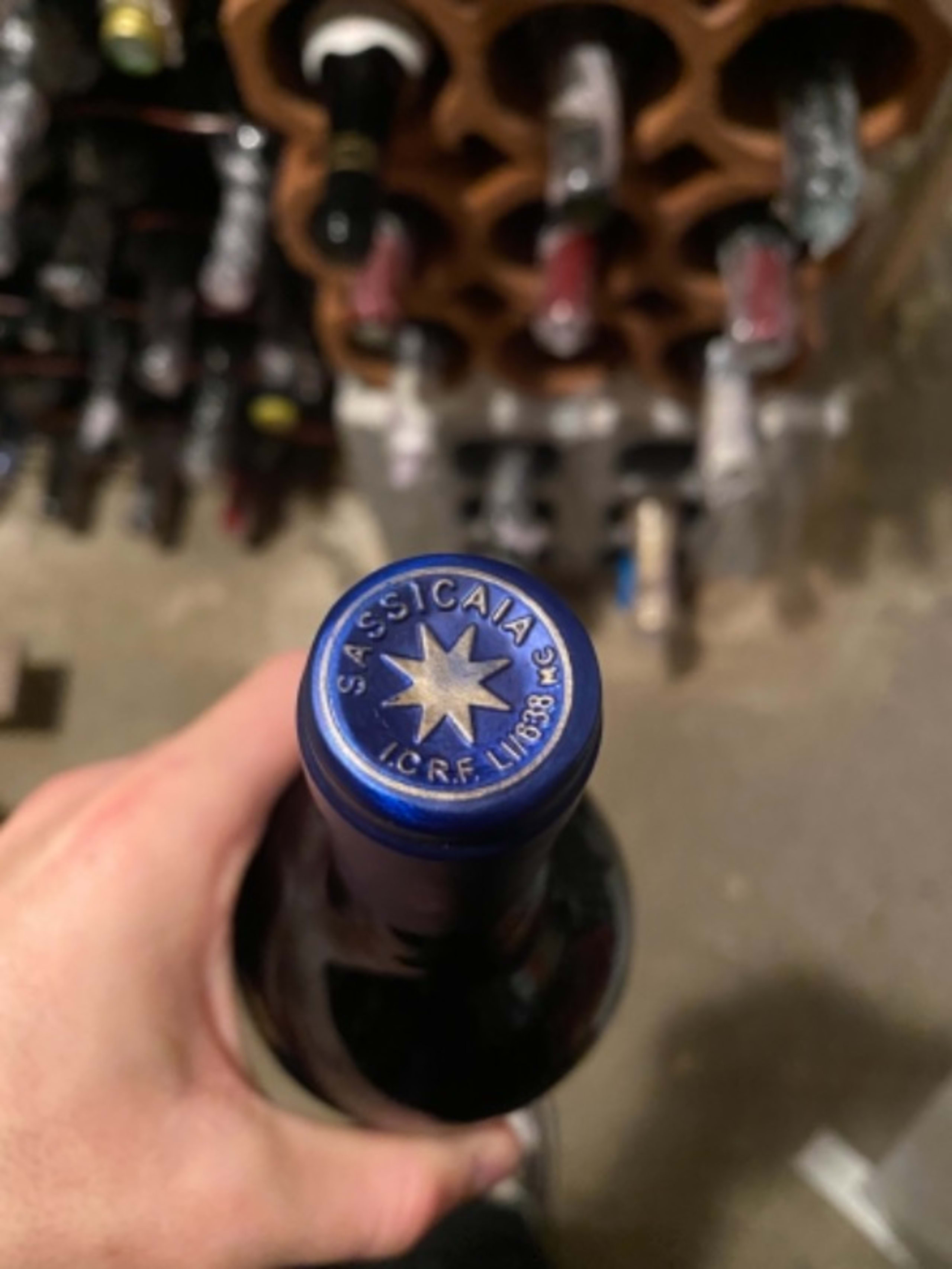 Caps