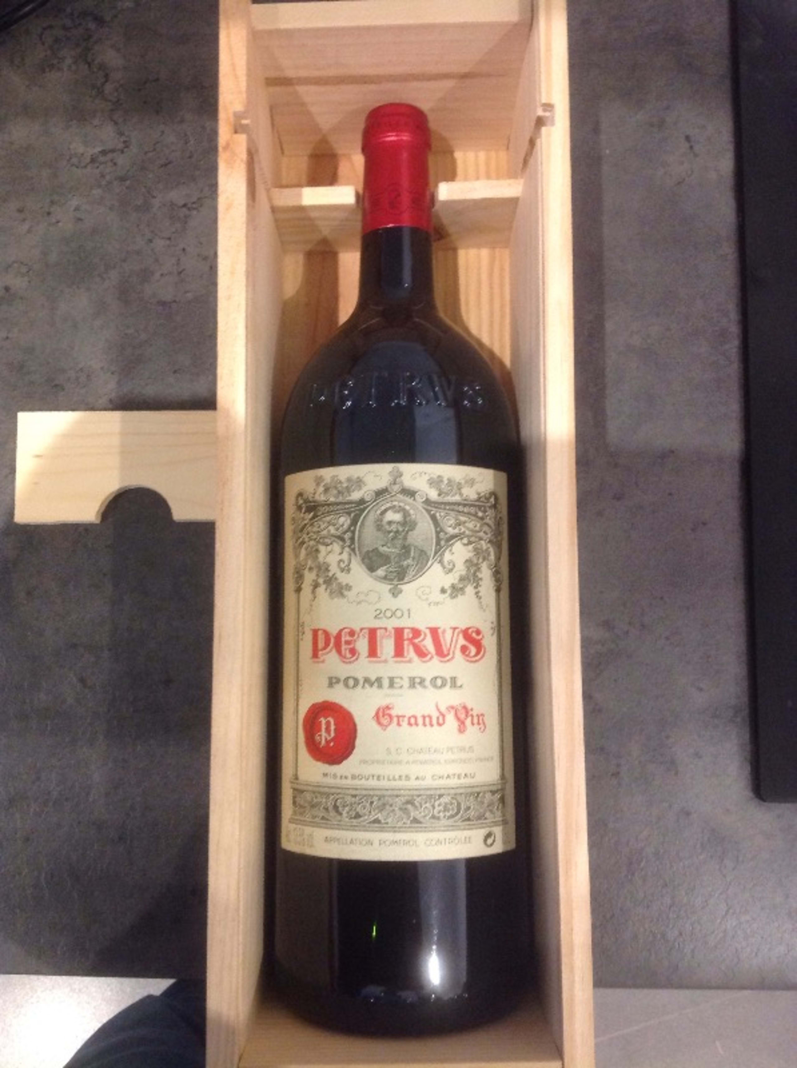 Pétrus, Pomerol, 2001 (Mg)