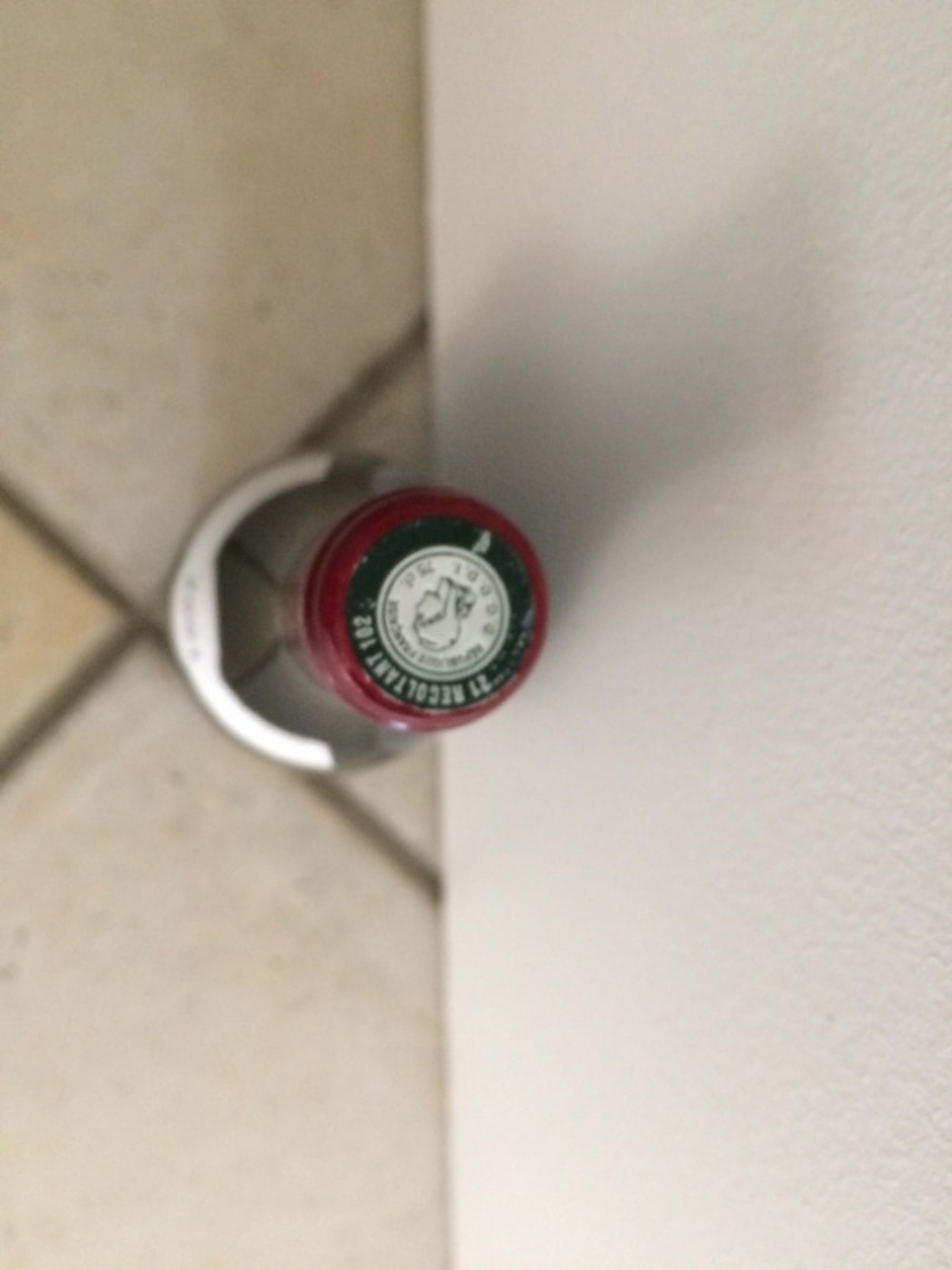 Caps