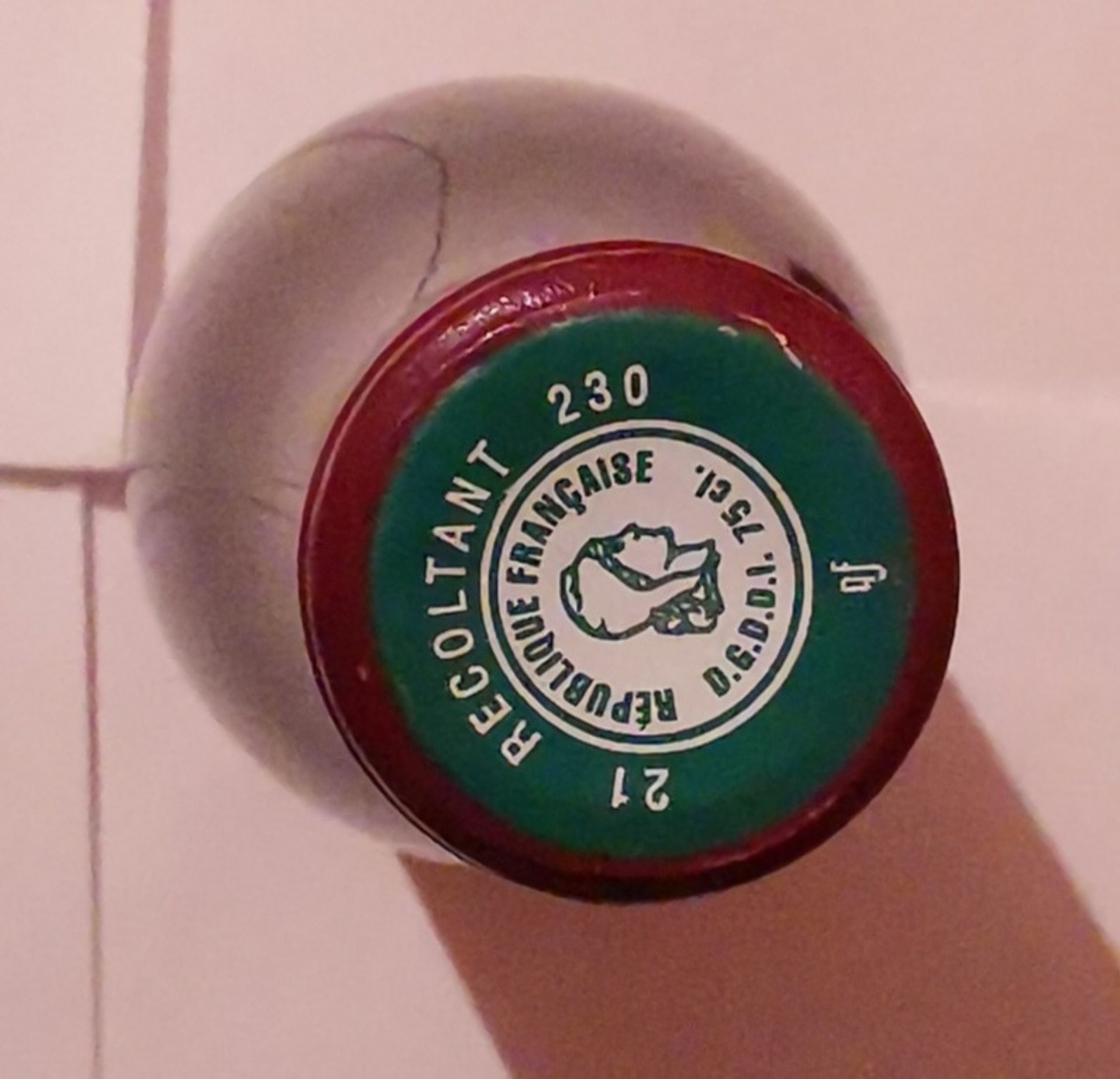Caps