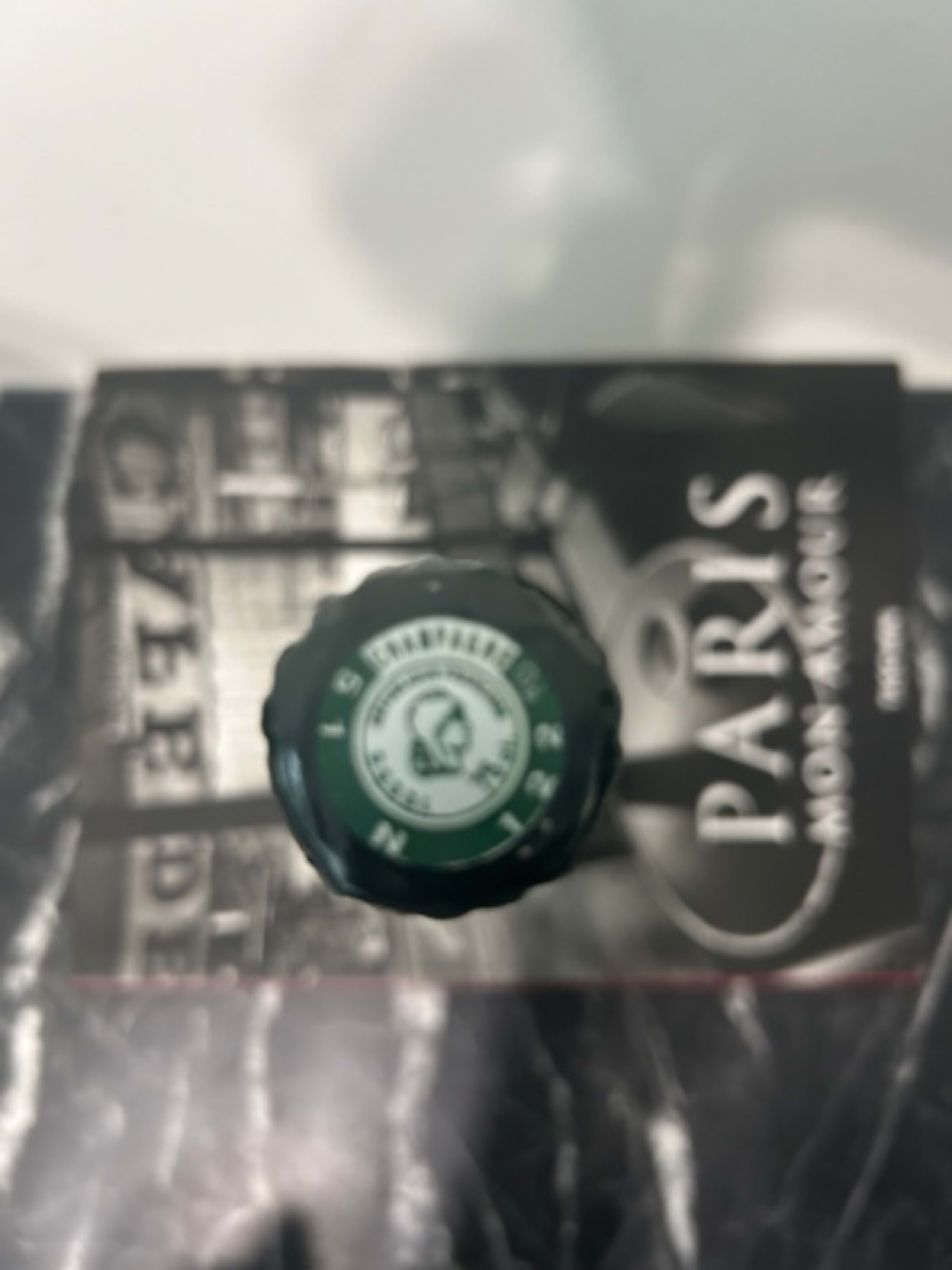 Caps