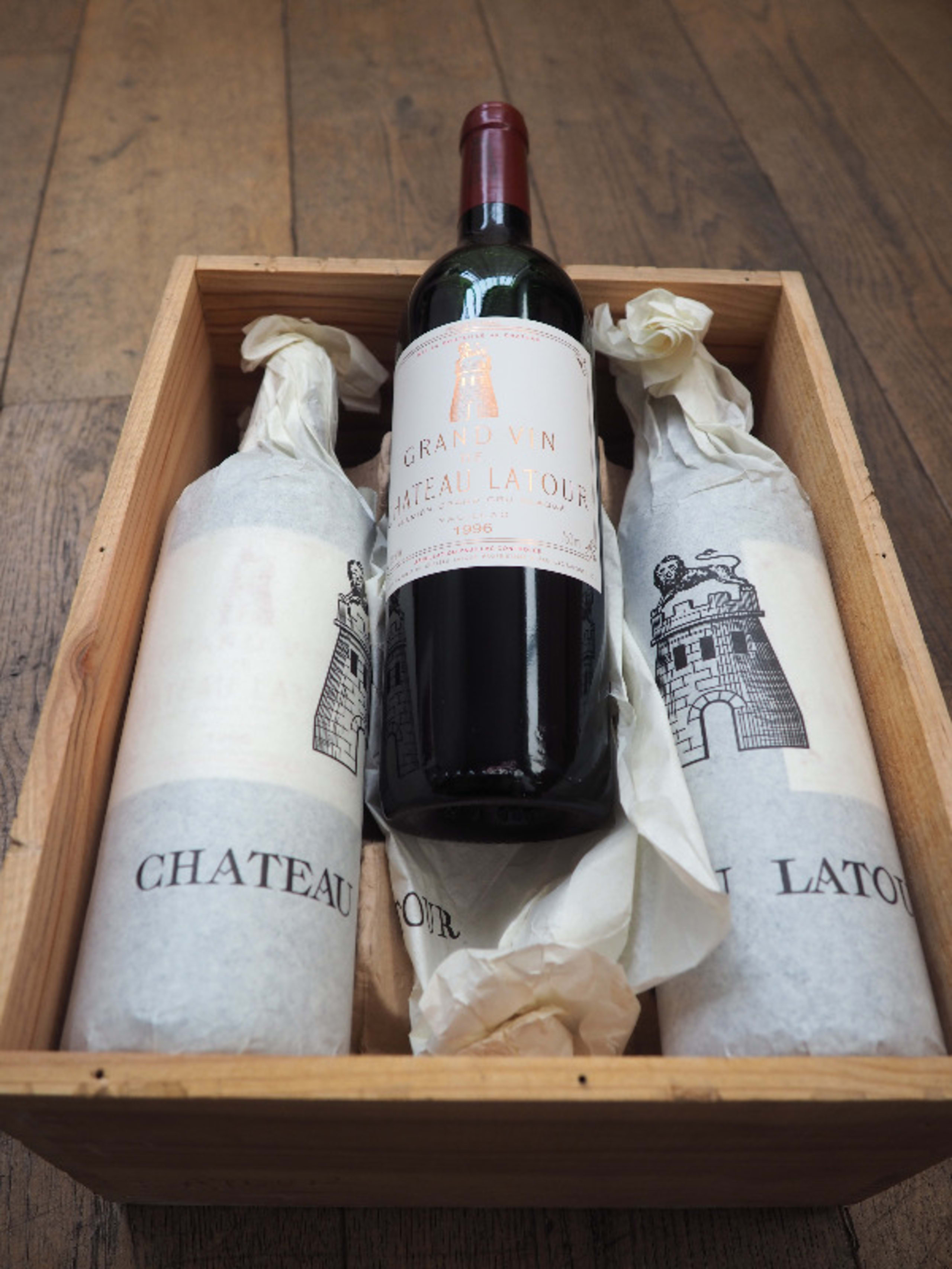 OWC/CBO 6 x Grand Vin de Château Latour, Pauillac, 1996
