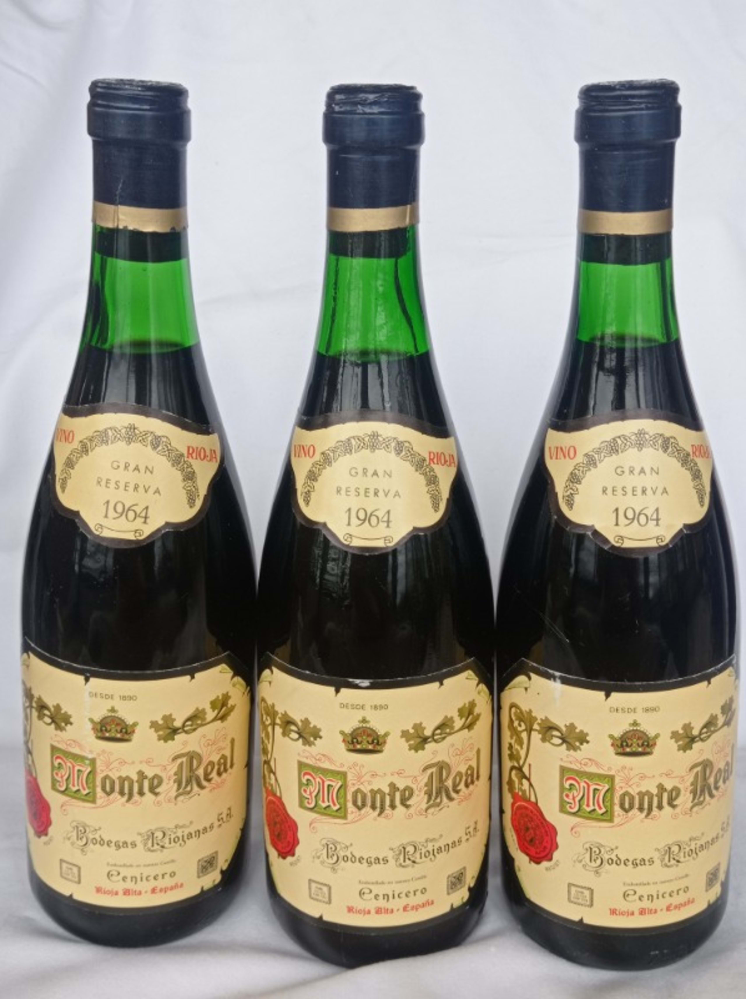 3 x Monte Real, Bodegas Riojanas, S.A., Rioja, 1964