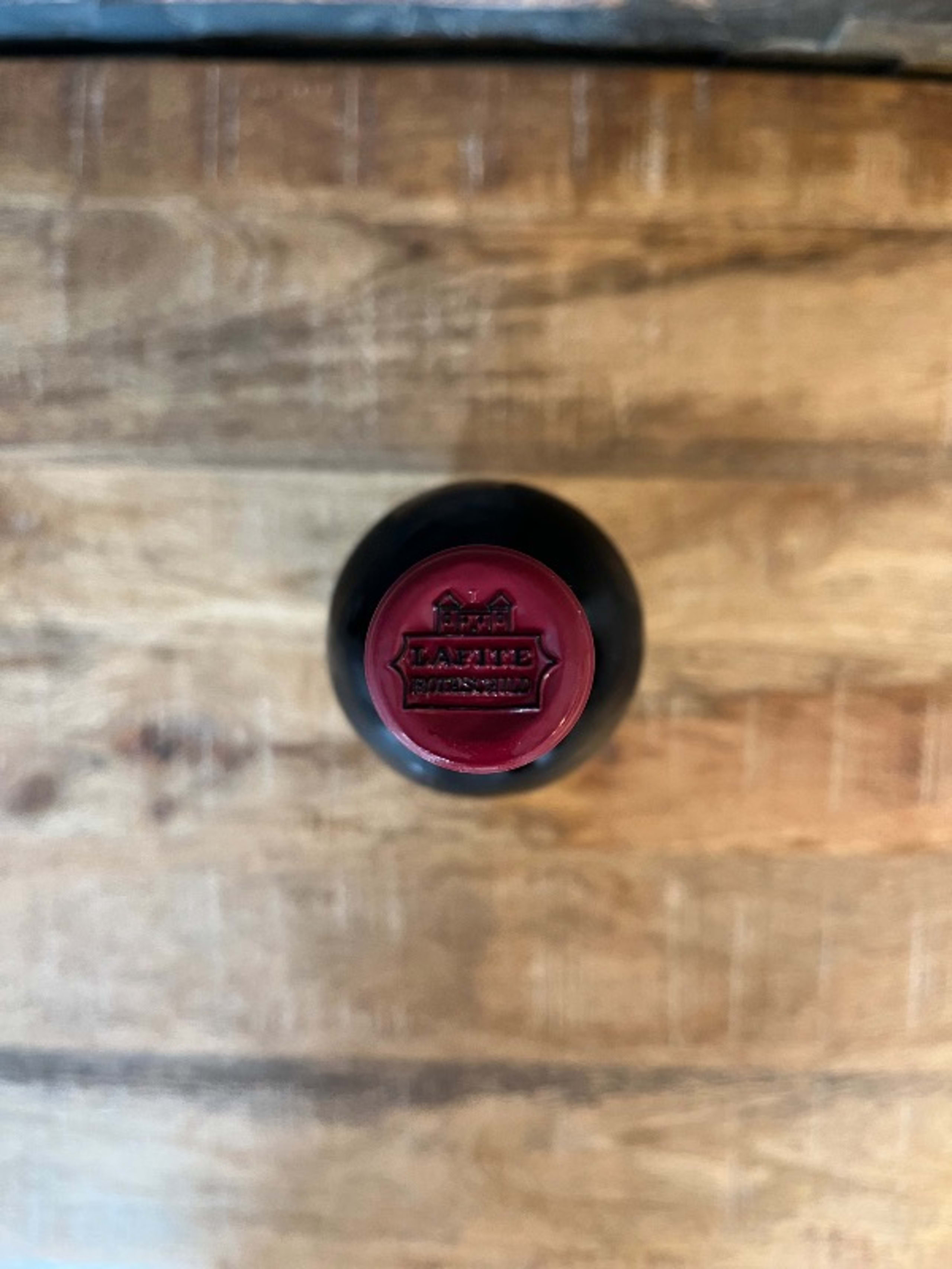 Caps
