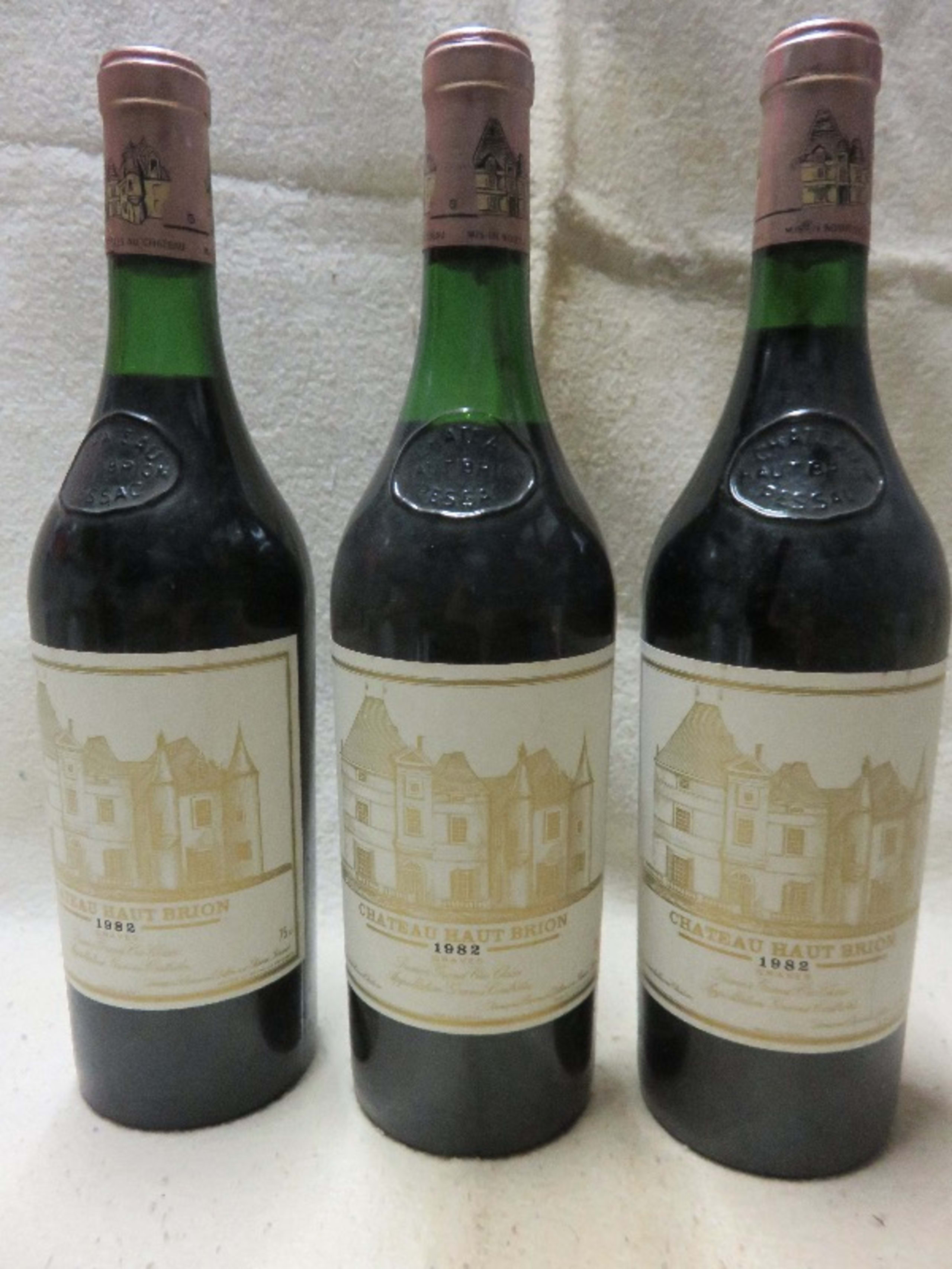 3 x Château Haut-Brion, Pessac Léognan, 1982