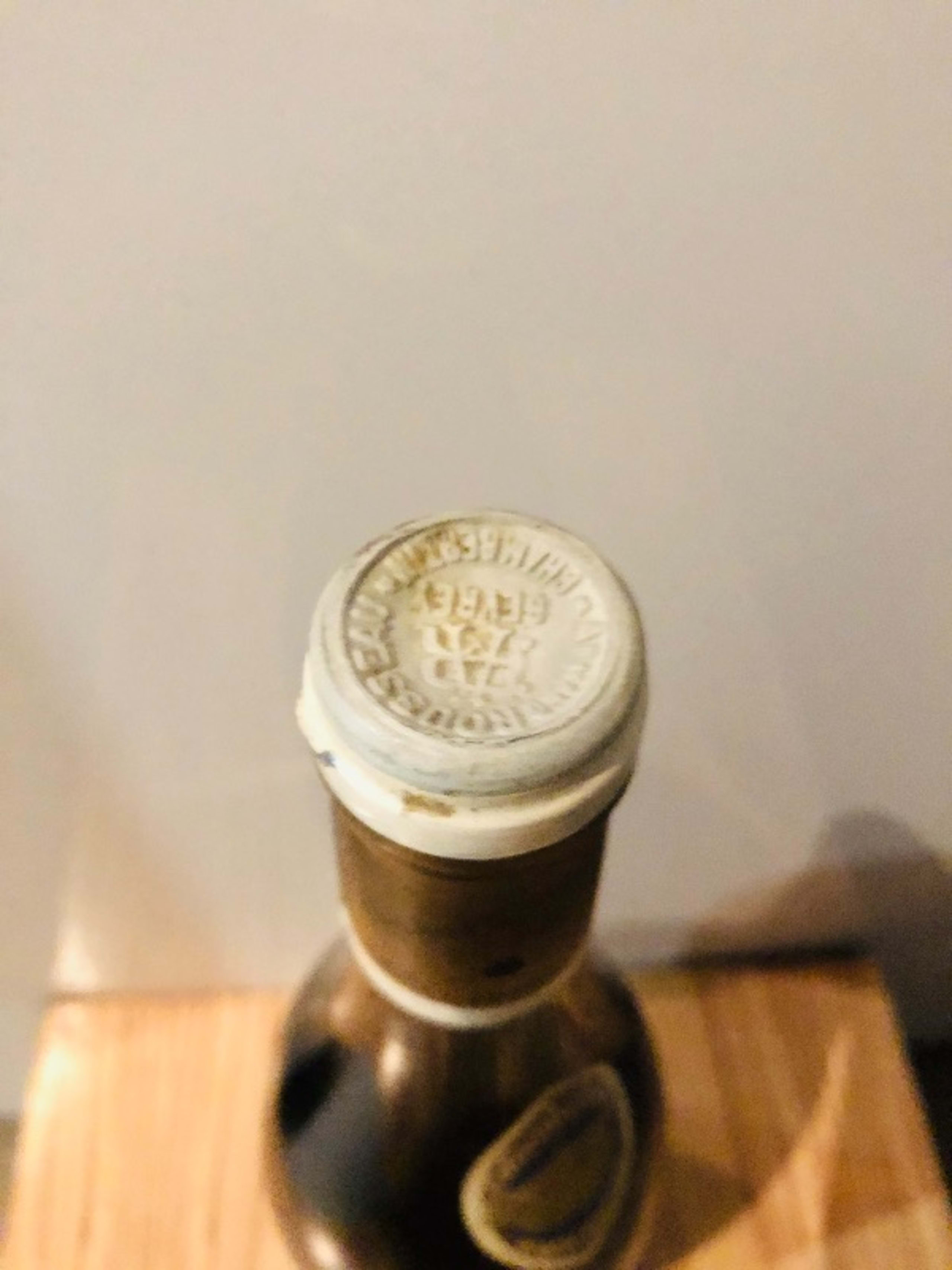 Caps